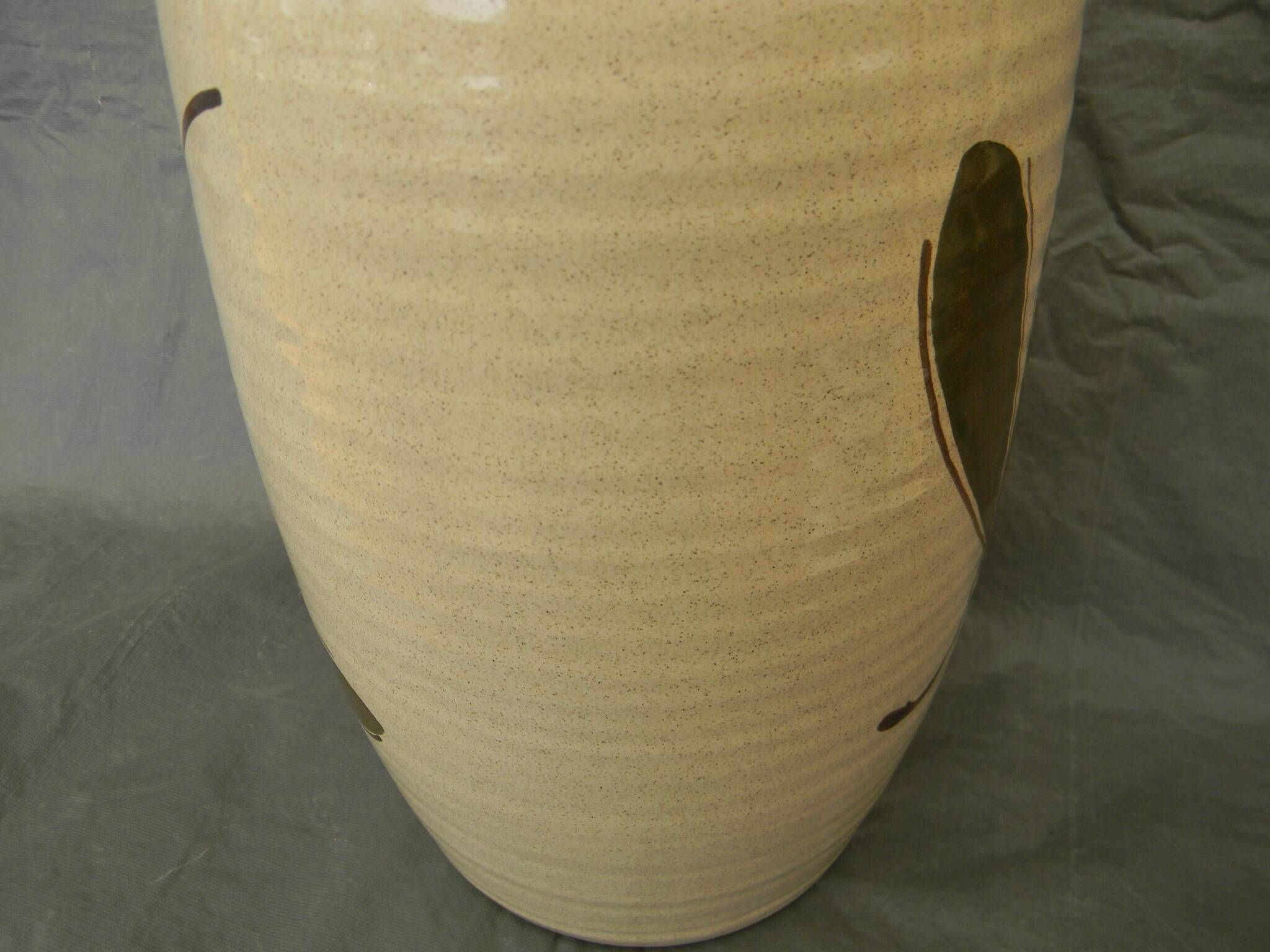 Large ceramic vase from Saint Clement. 1960s.