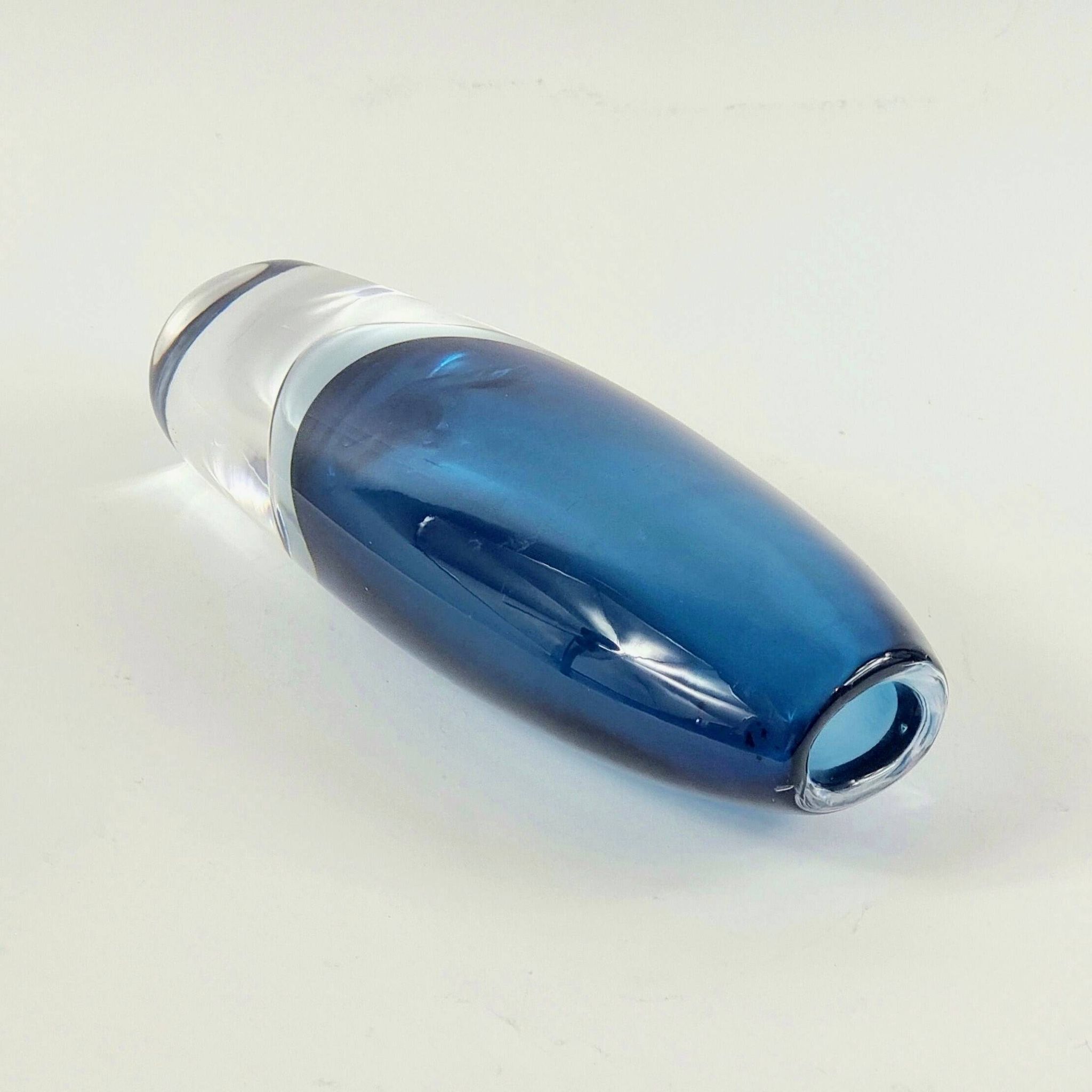 Signed Large Scandinavian Glass Vase by Vicke Lindstrand for Kosta, 1960s