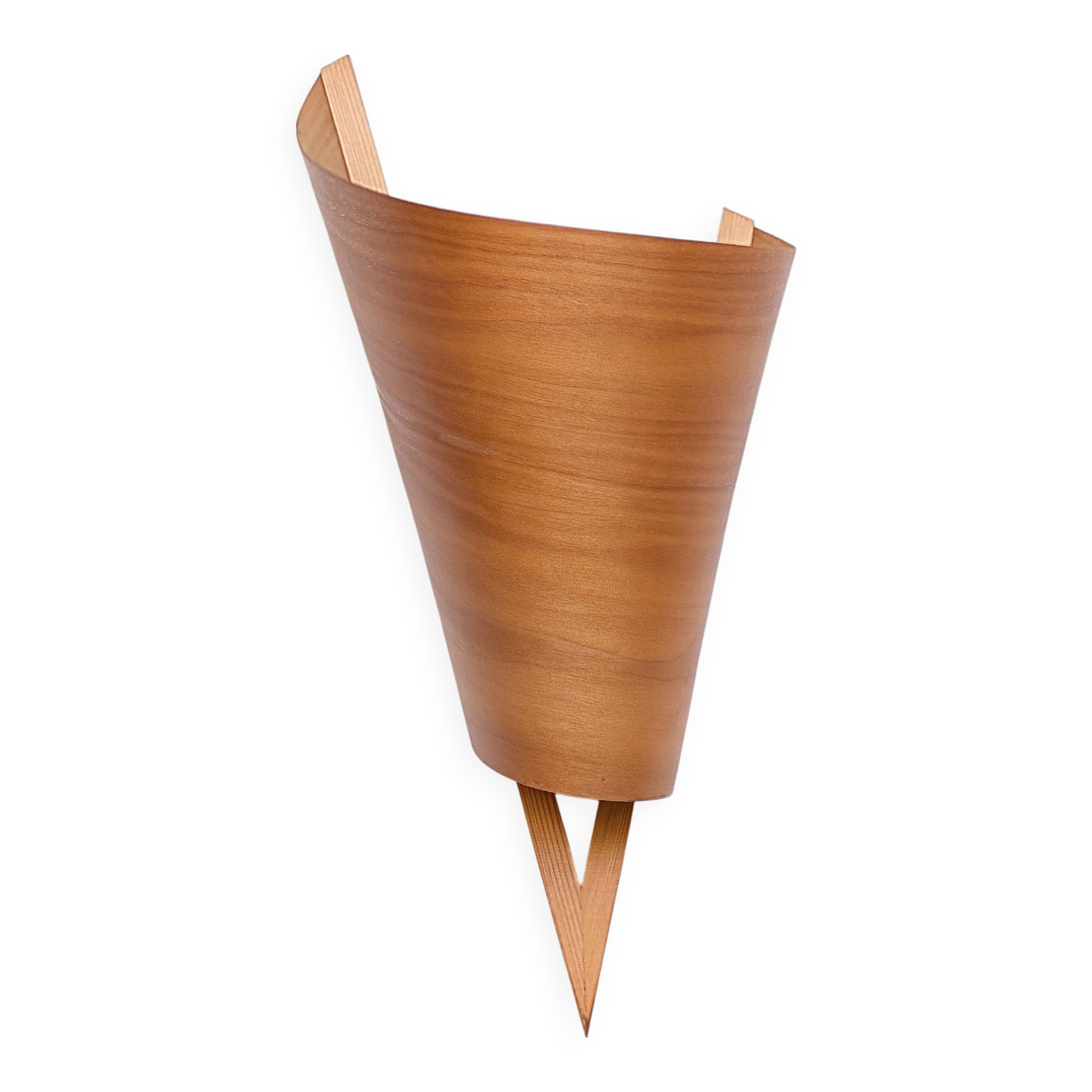 Wooden wall light