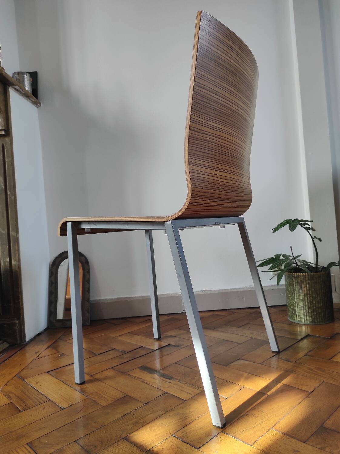 Italian design chair Pedrali "Kuadra" in Zebrano wood