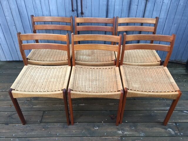 Suite de 6 chaises scandinaves en teck et corde