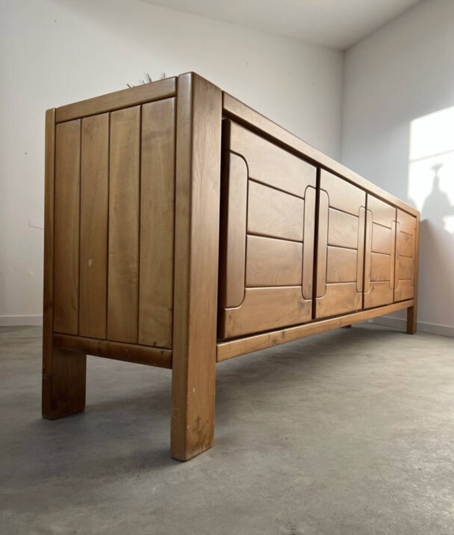 Large sideboard Regain in solid elm wood XXL 4 doors 70s