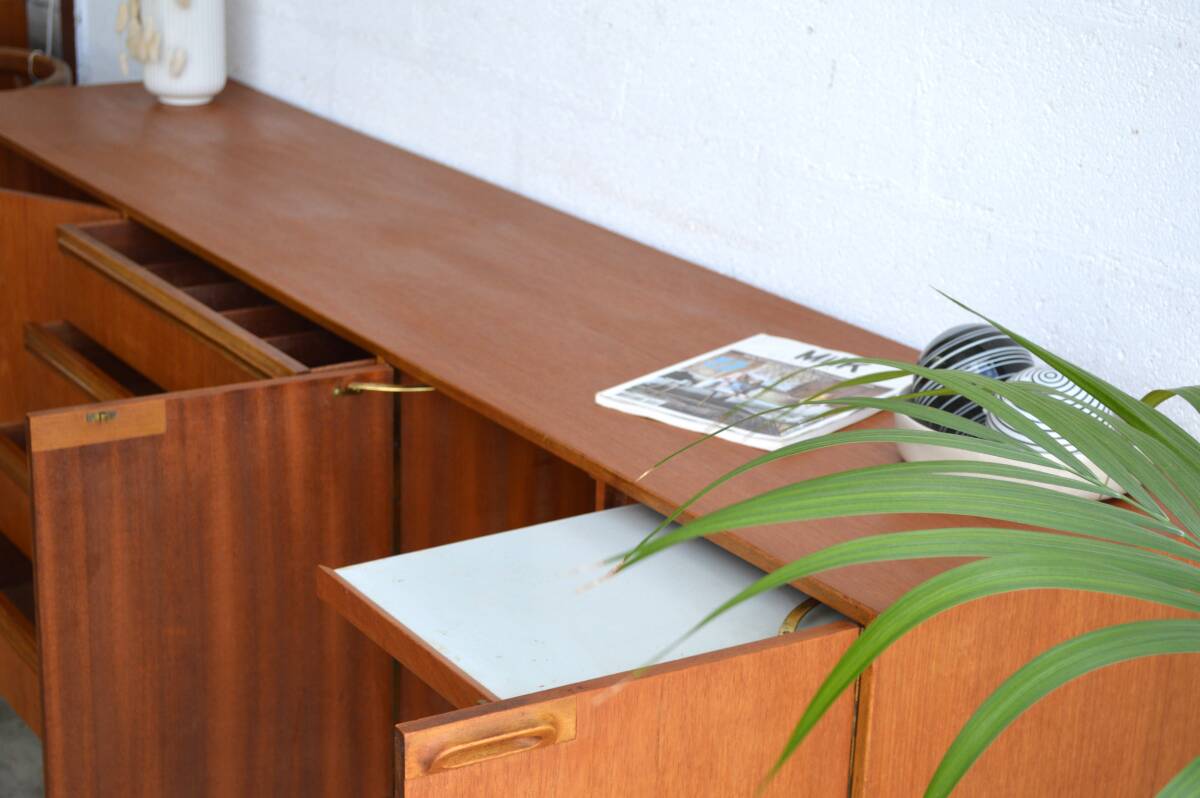 Enfilade McIntosh Dunbar 213cm