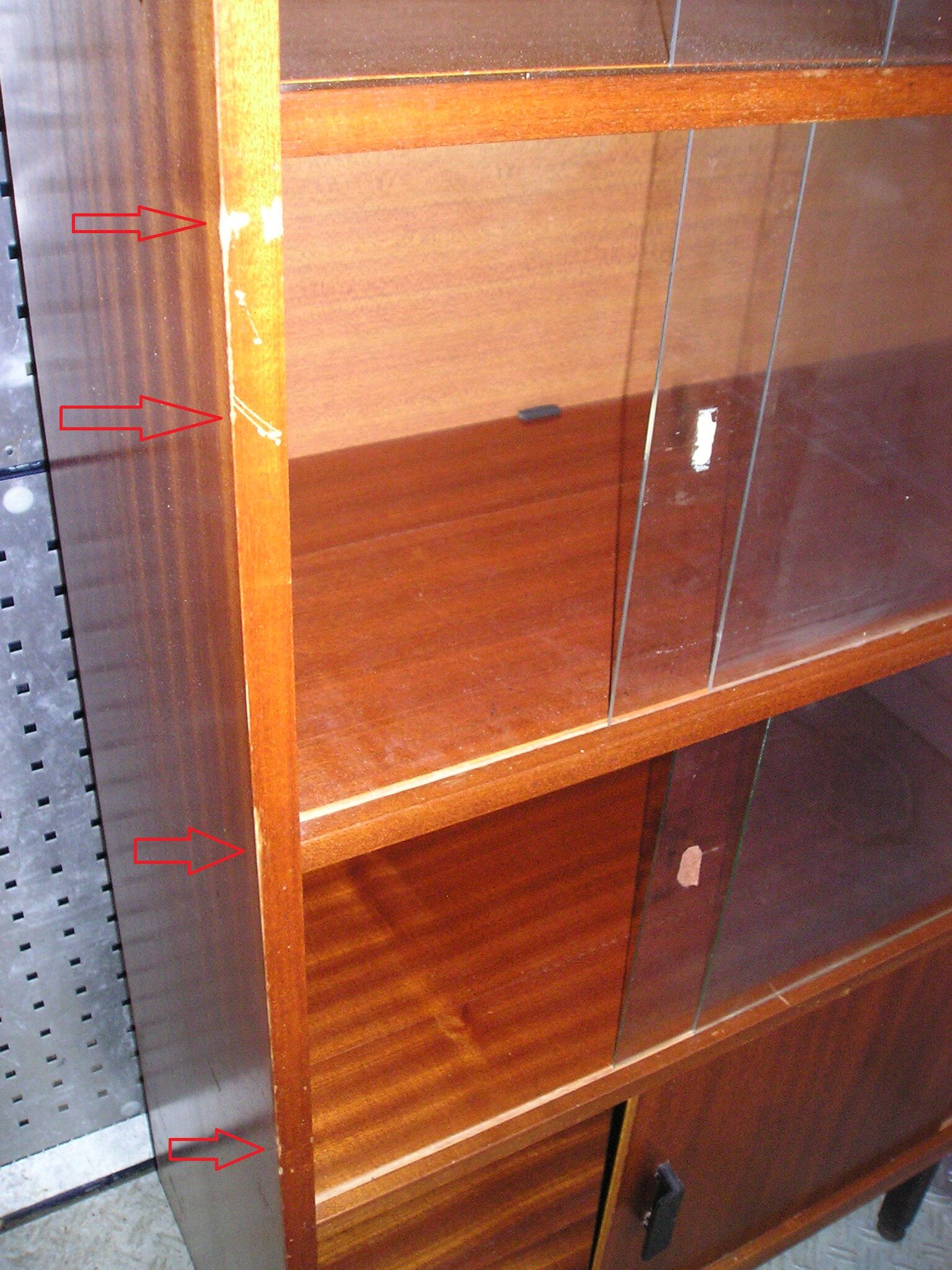 Vintage display cabinet from the 60s/70s