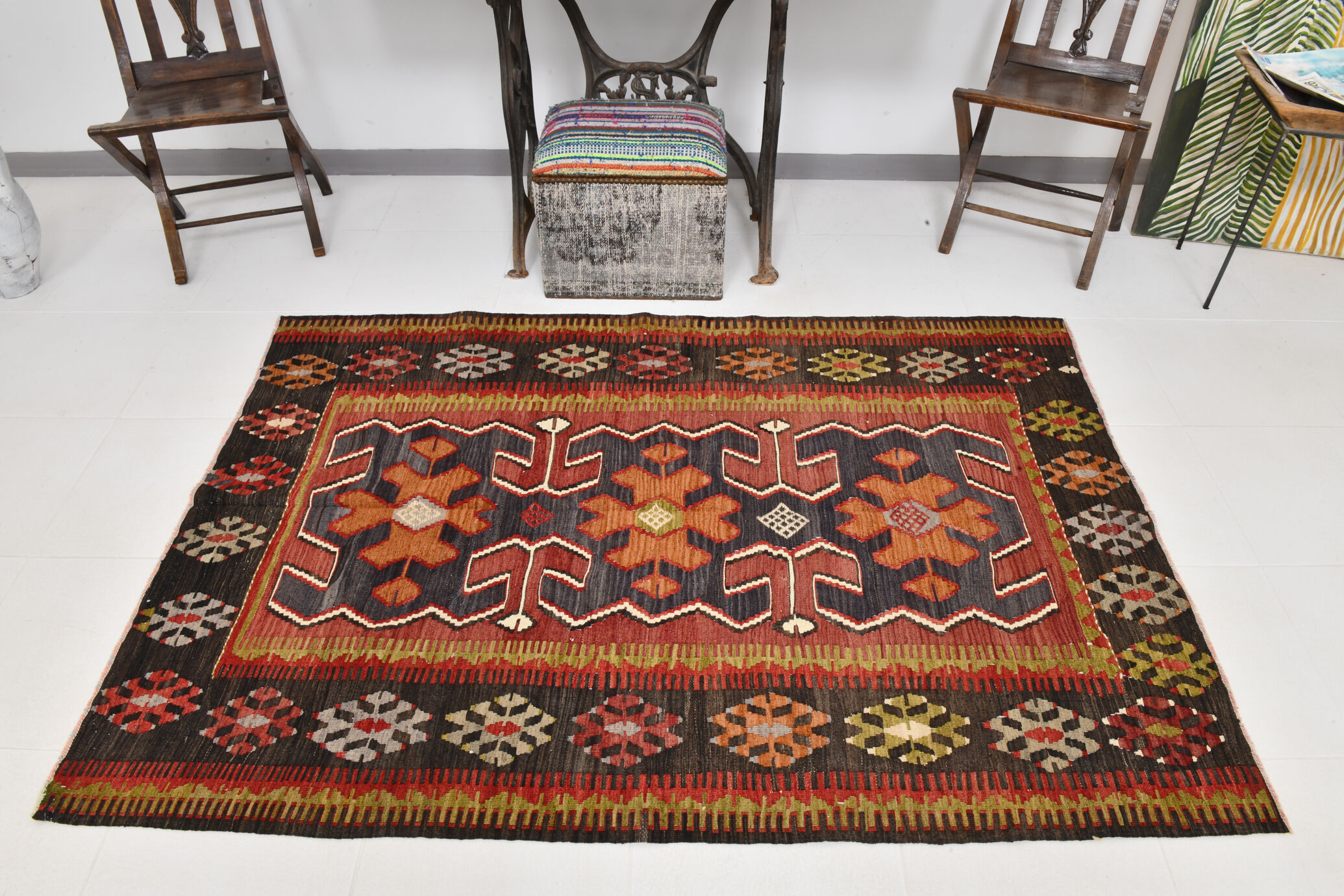 Antique kilim rug 195x133cm