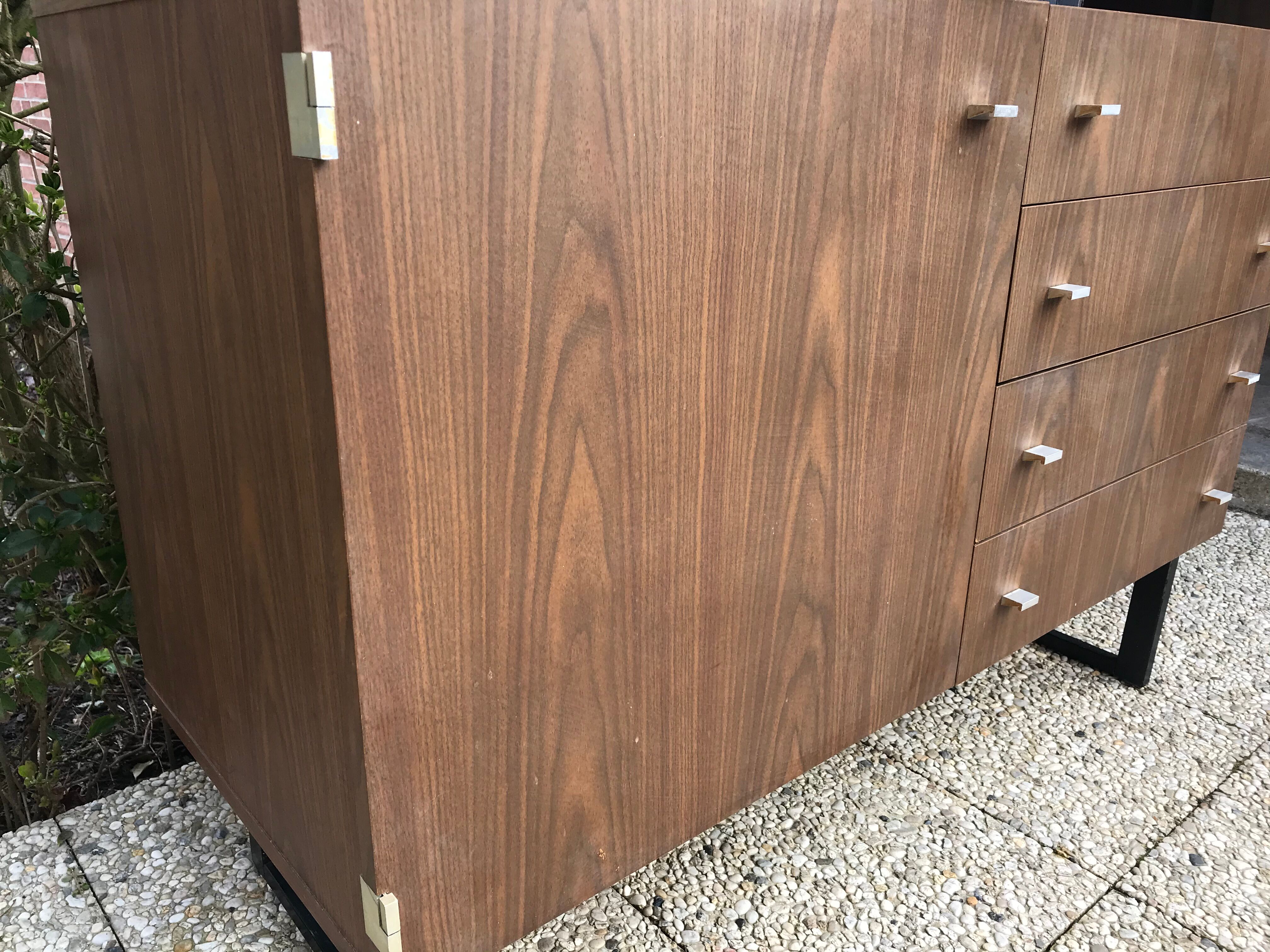 Vintage dresser