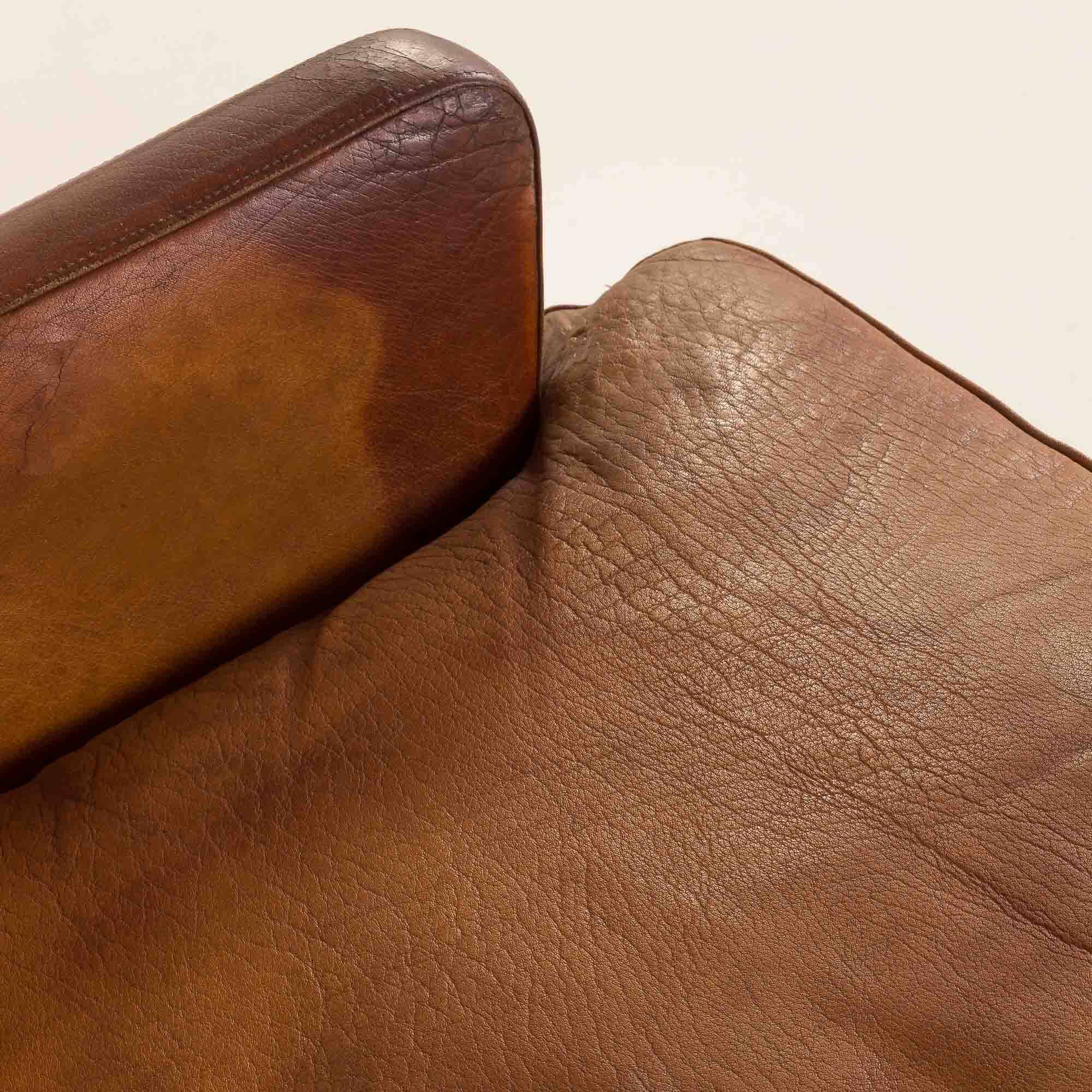 Fauteuil danois vintage en cuir de buffle, style Børge Mogensen, années 1960.