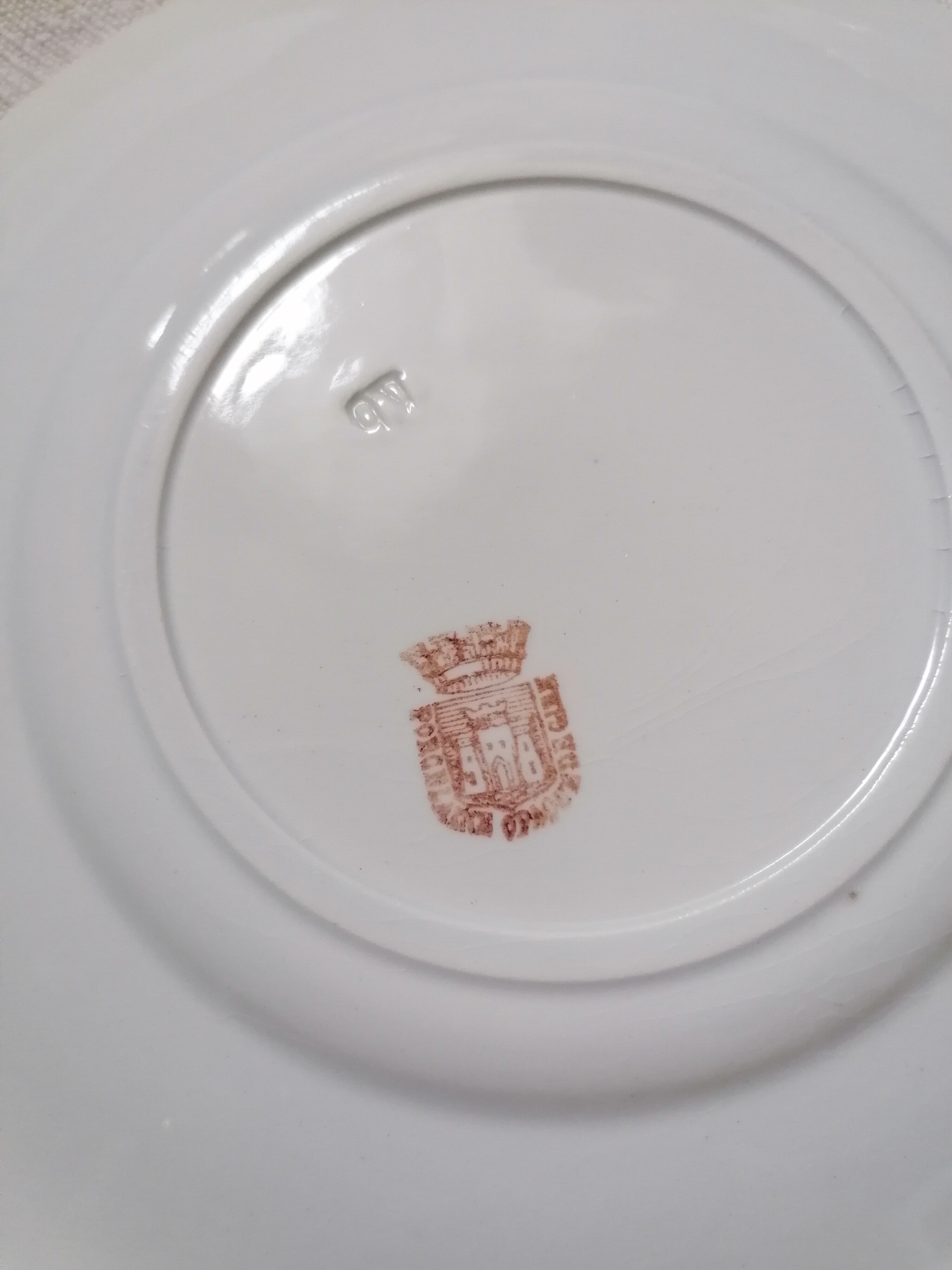 Set of 7 Gien earthenware dessert plates