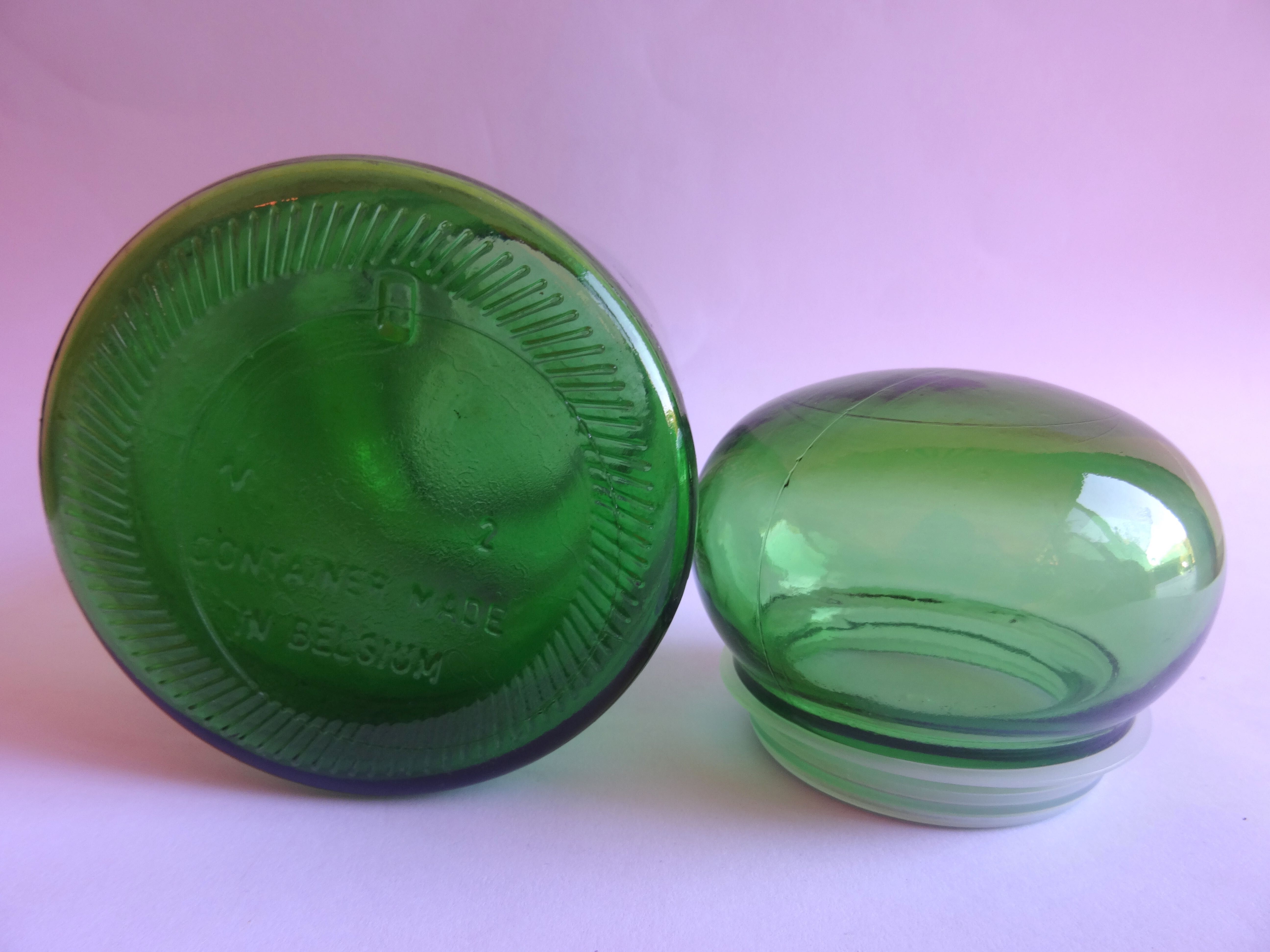 Green apothecary pot