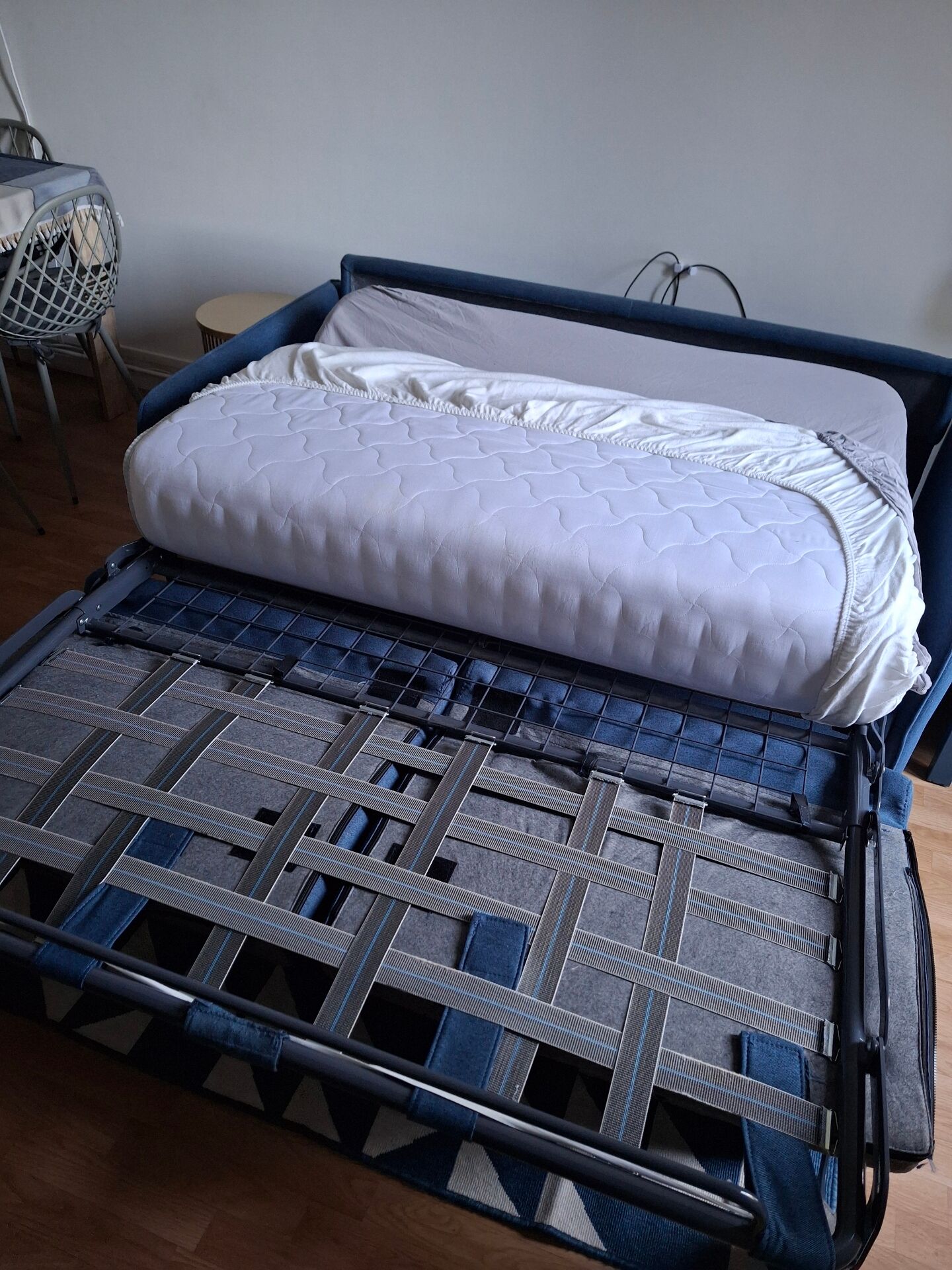 Sofa bed / convertible habitat – sleeping area 140cm – blue