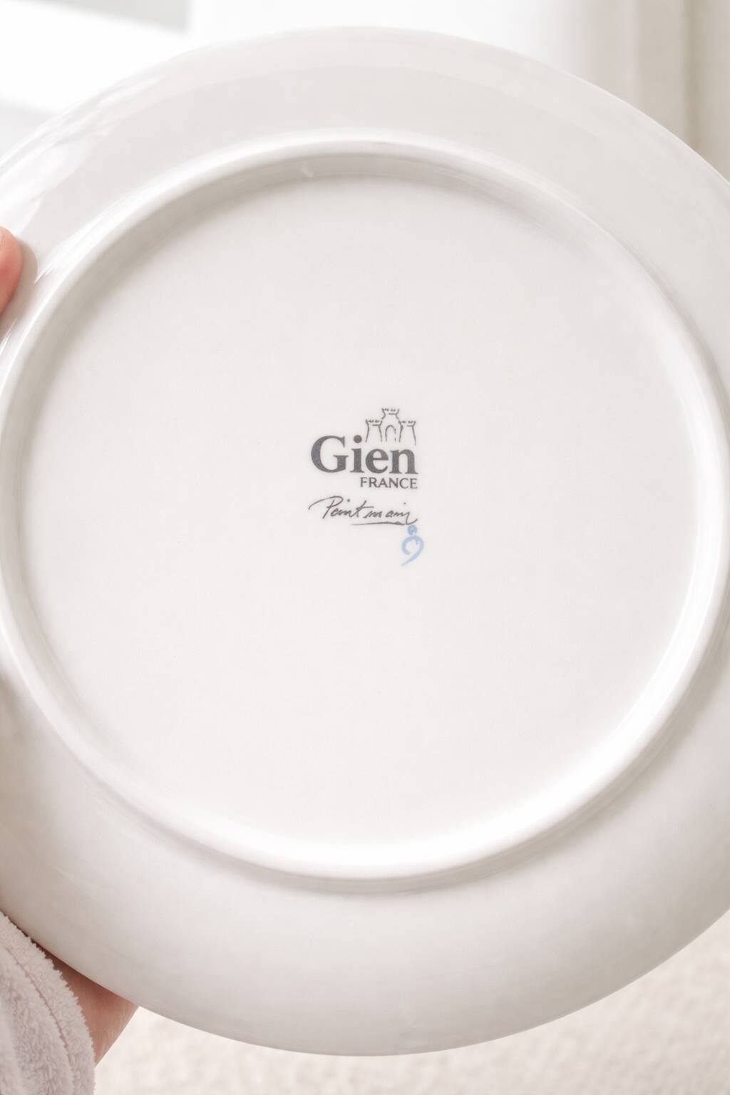 Large decorative plate Gien – French earthenware – multicoloured flowers – Ø 30