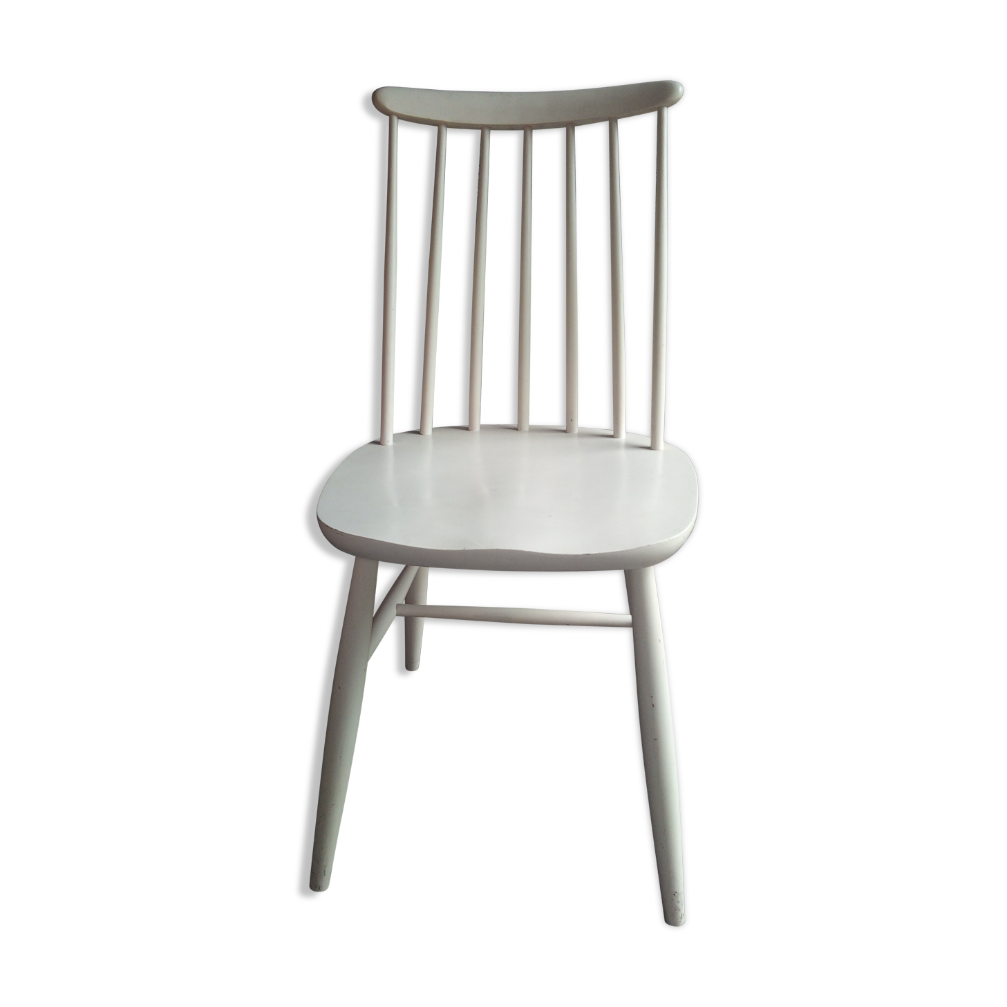 Scandinavian chair back bars