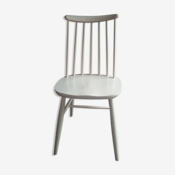 Scandinavian chair back bars