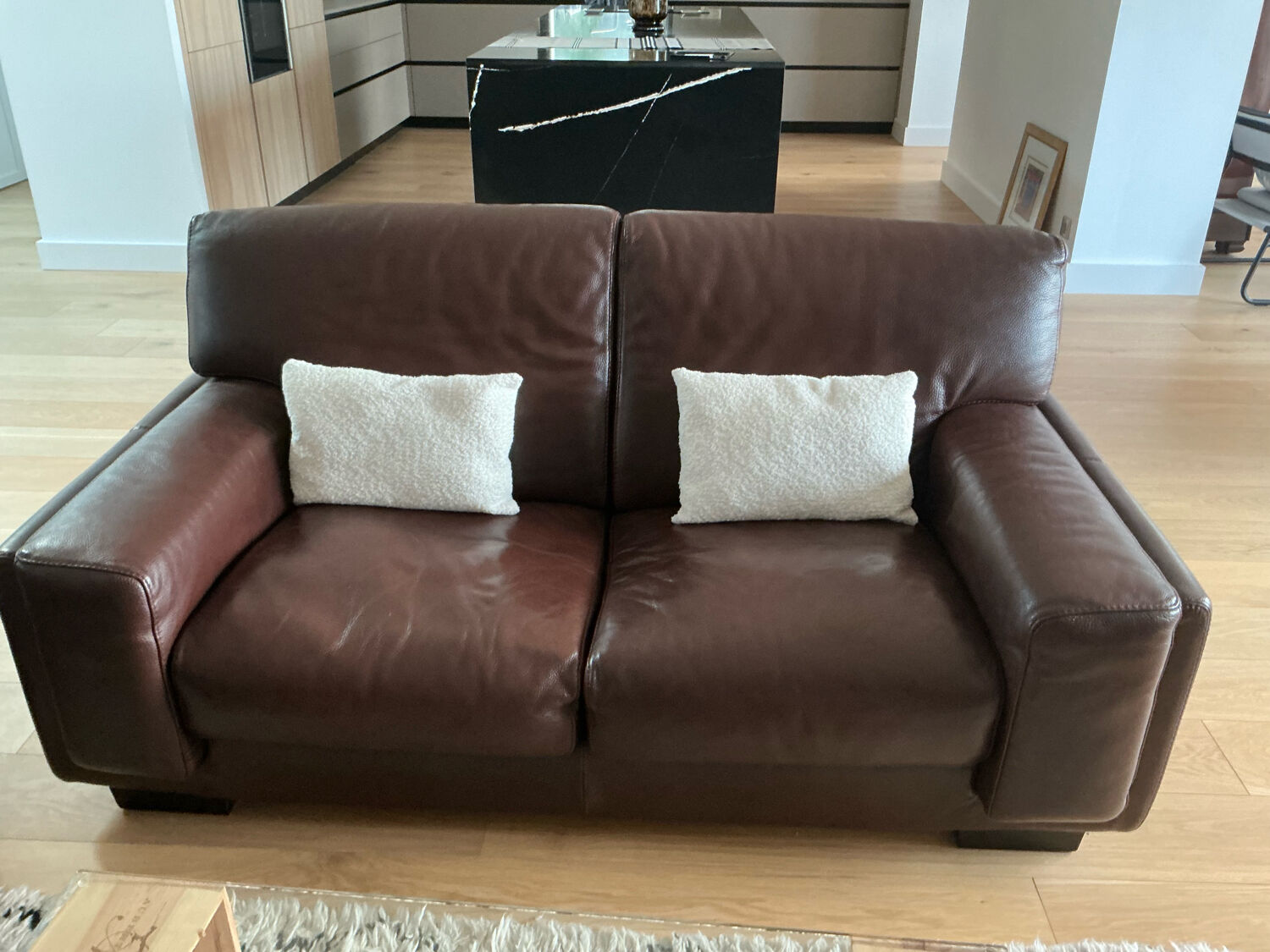 Brown grained leather sofa Roche Bobois