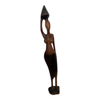 Statuette femme portant une jarre en bois Hauteur 50cm