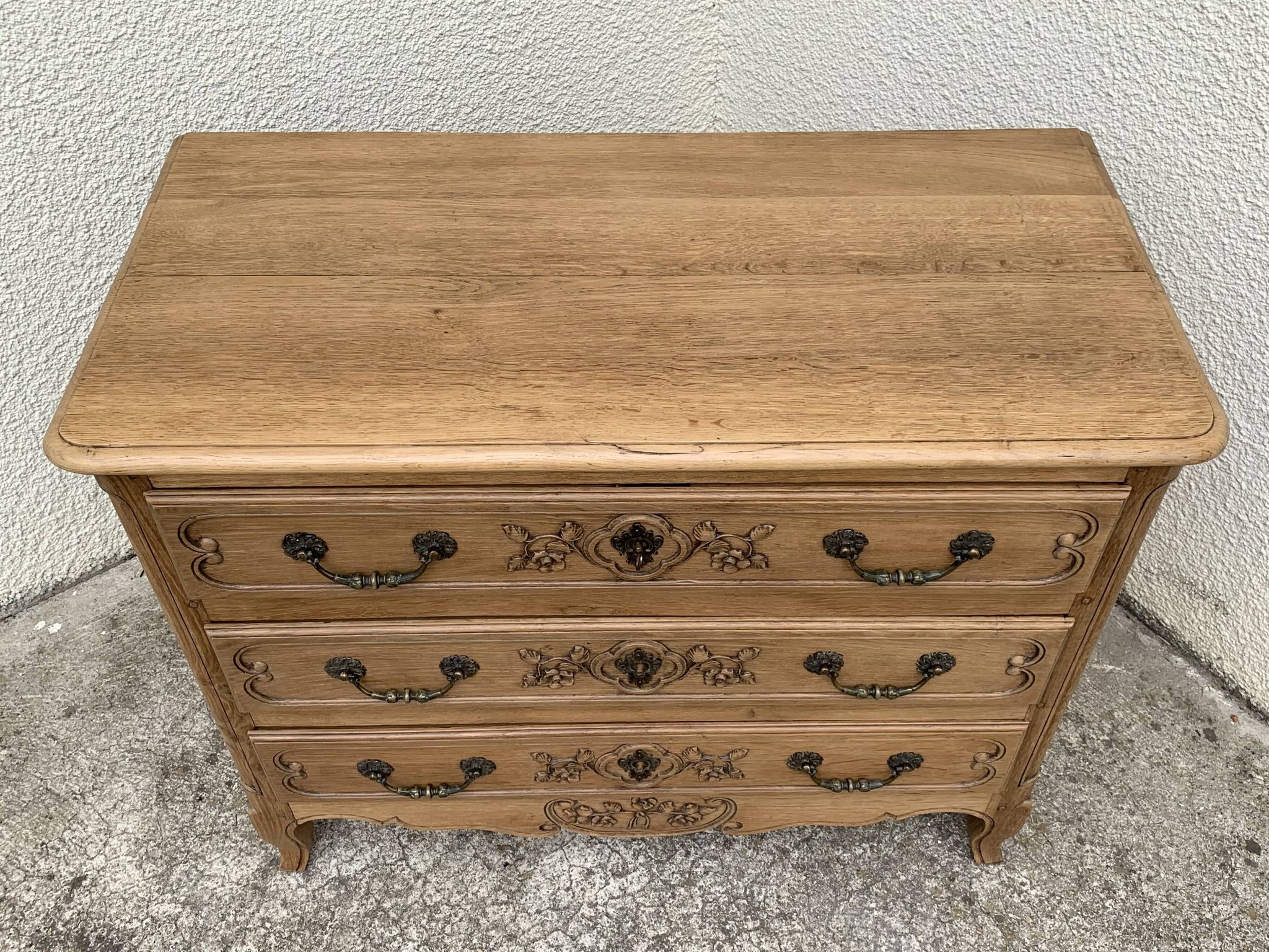 Louis XV style chest of drawers, solid raw oak, 1920.