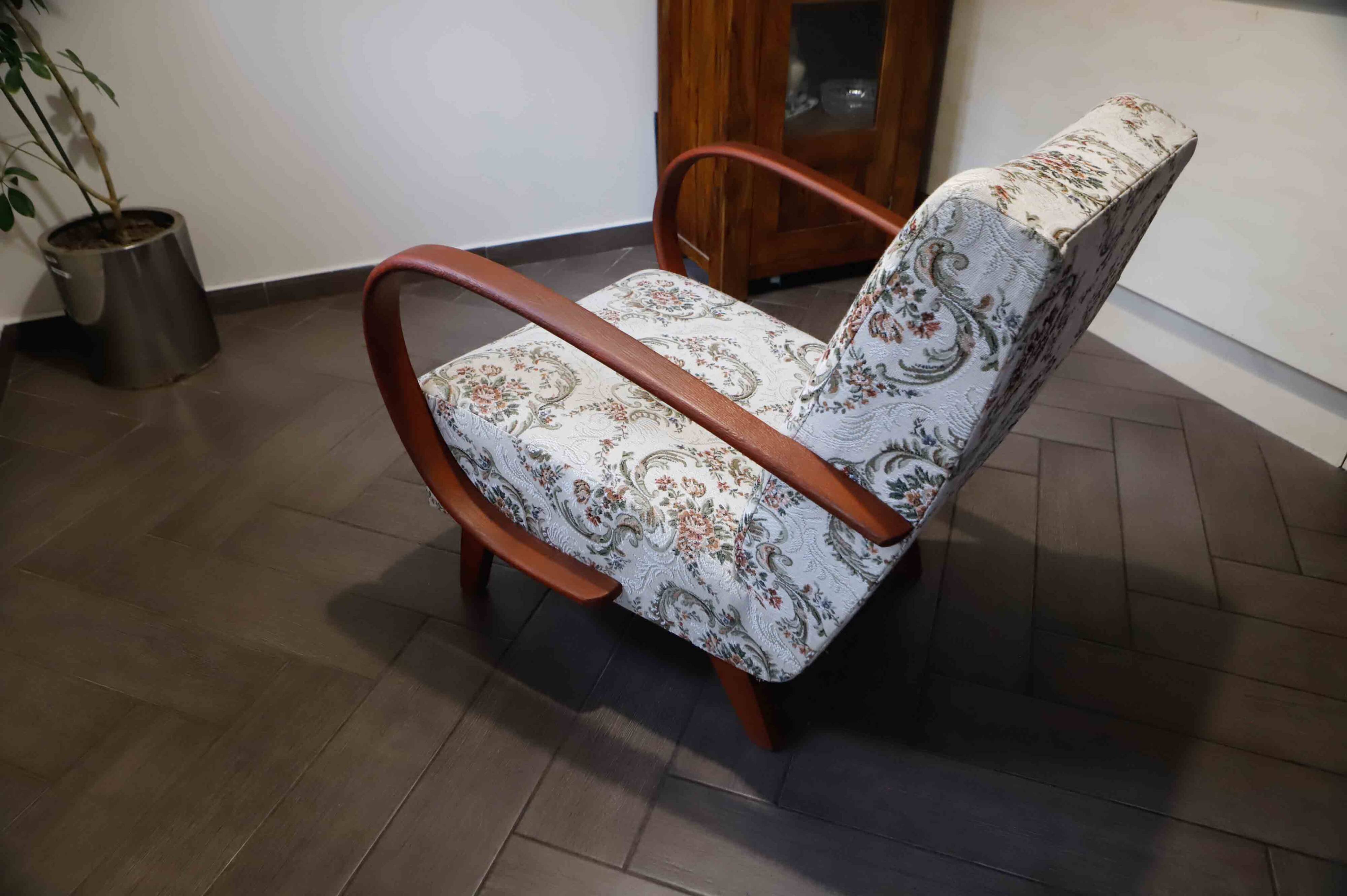 Set of 2 Style Halabala Lounge Armchairs