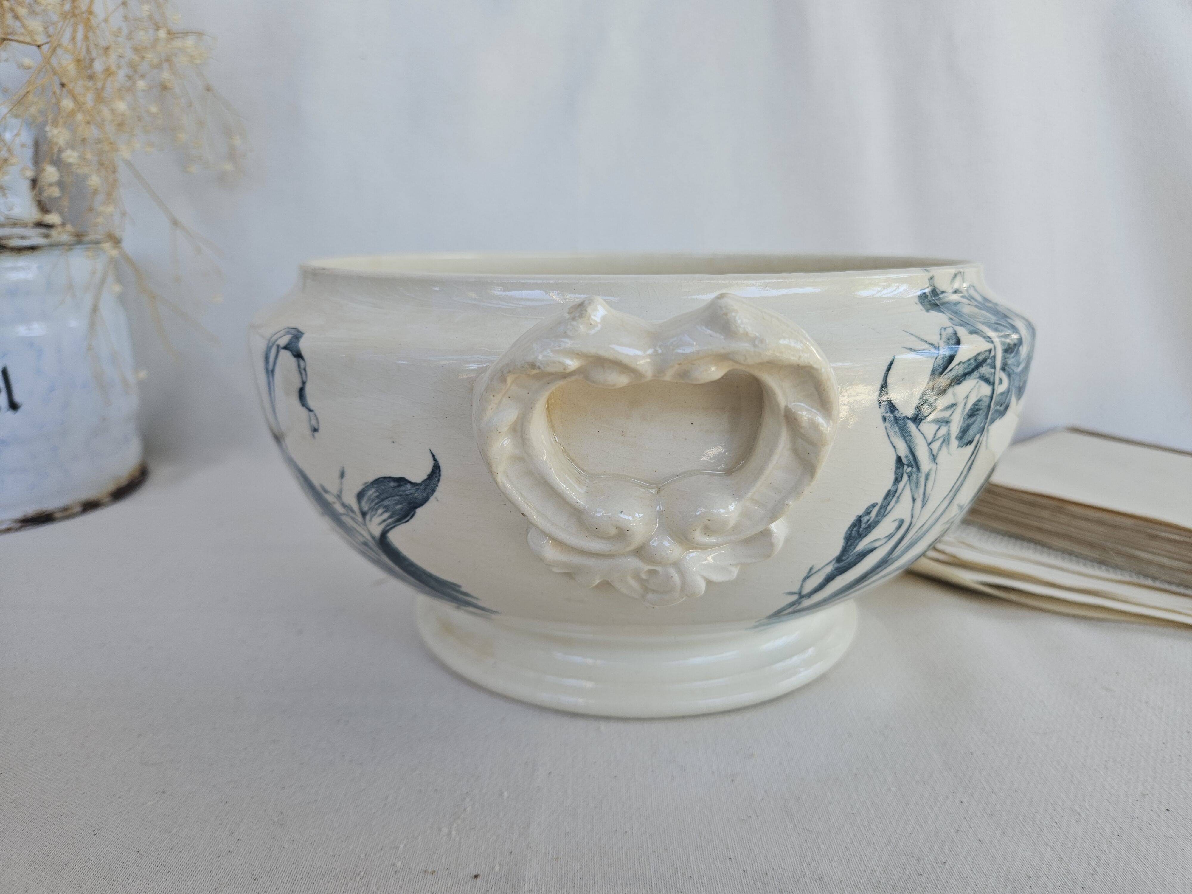 Soupière ancienne gien modèle iris