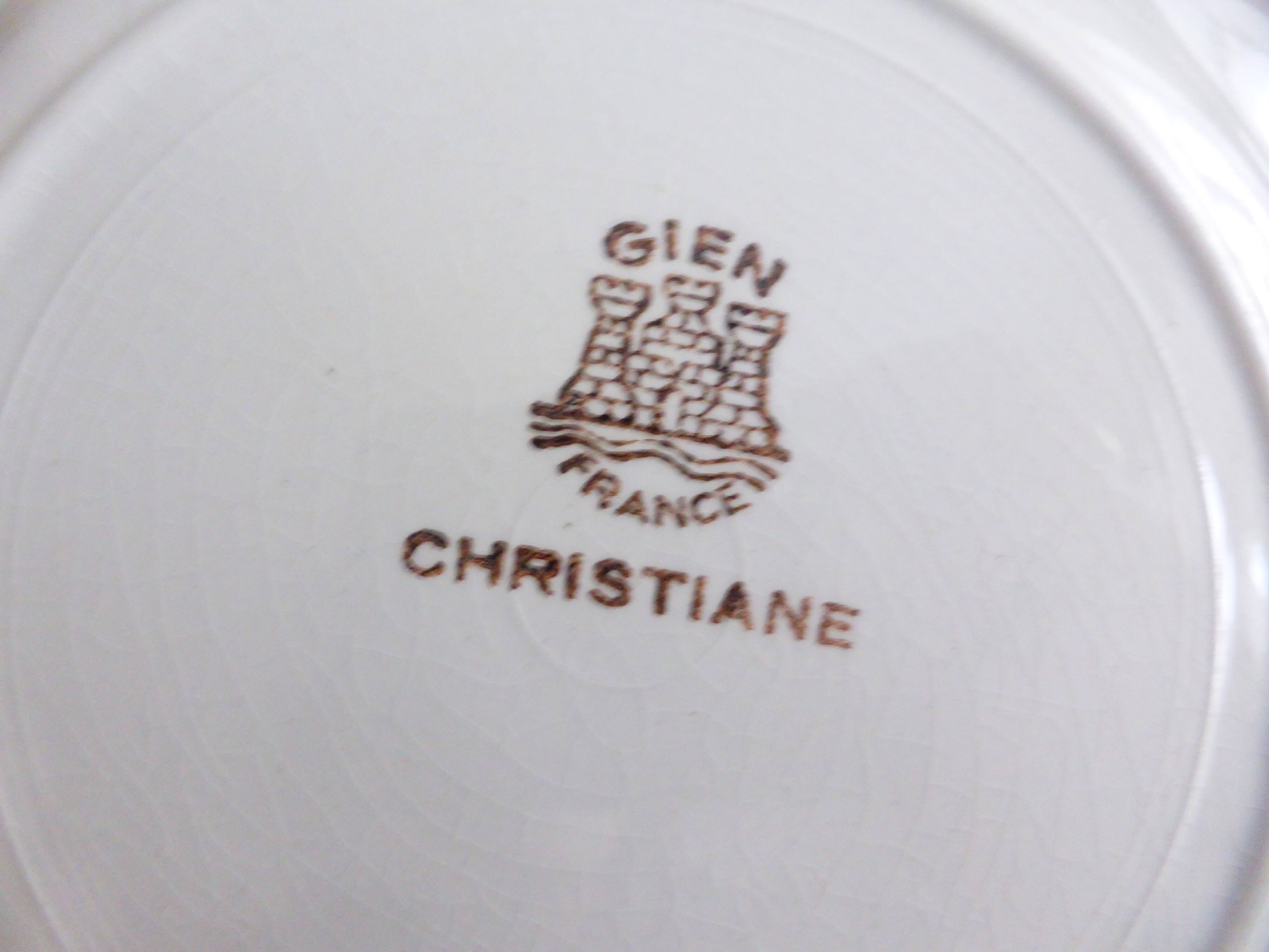 1 dessert plate from Gien, Christiane model