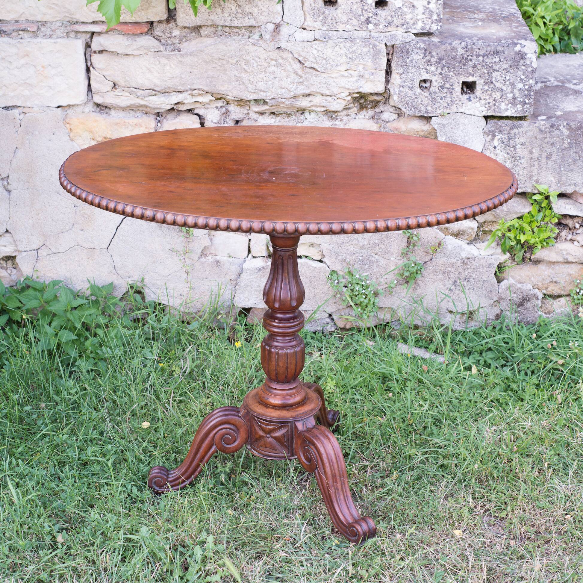 Side table or violin