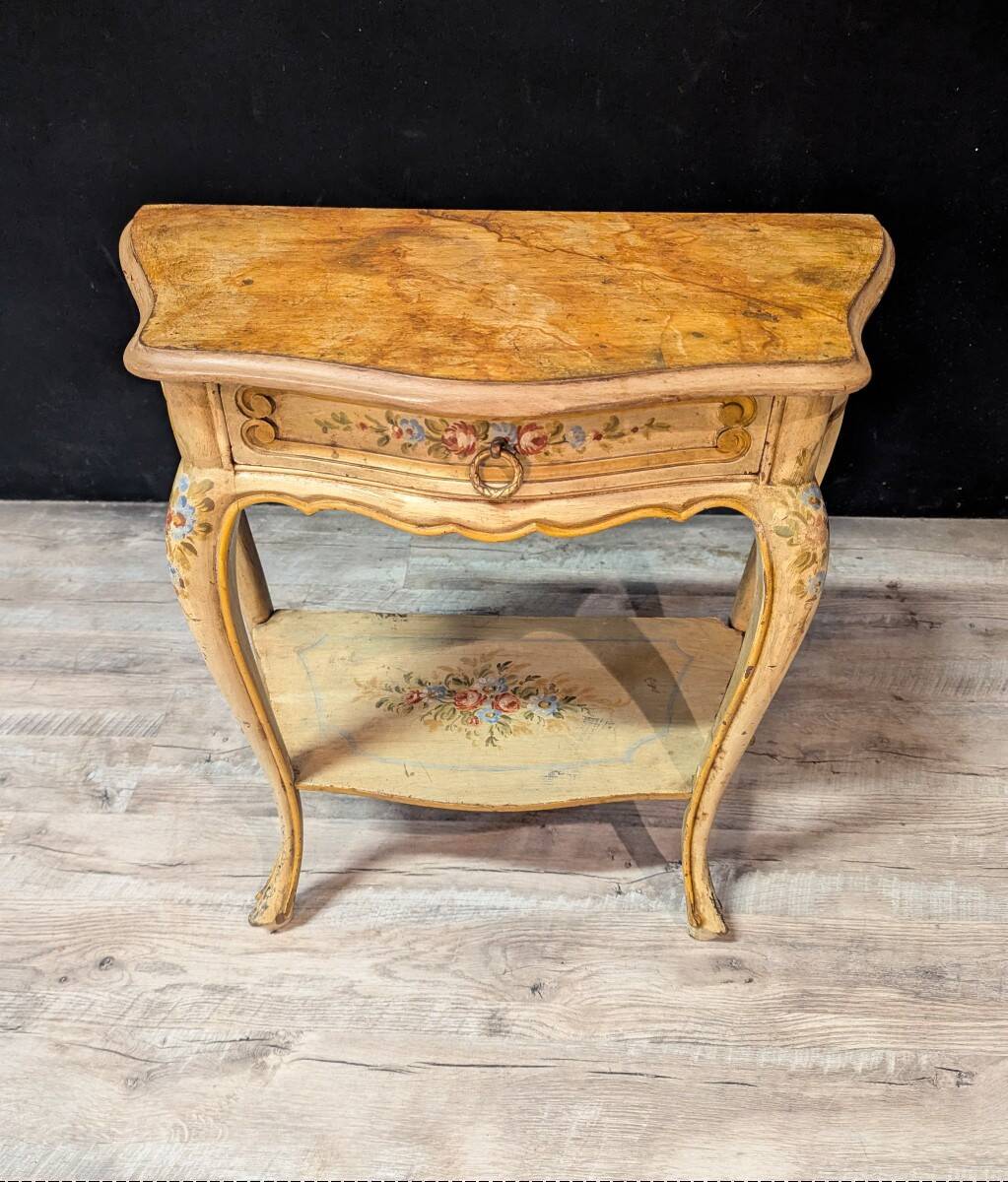 Pair of Italian painted bedside tables in Louis XV style