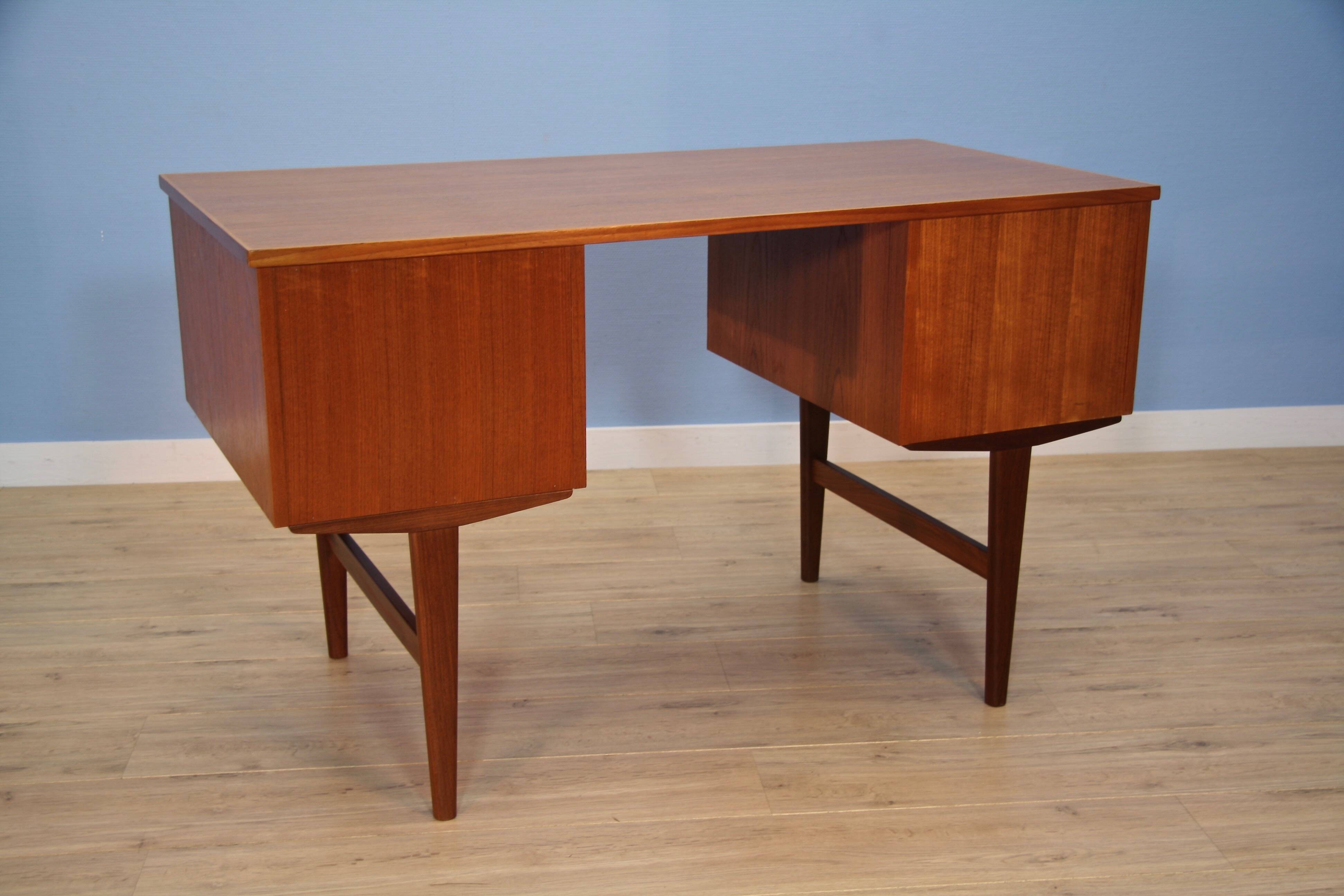 Danish writing desk in teak, 1960s