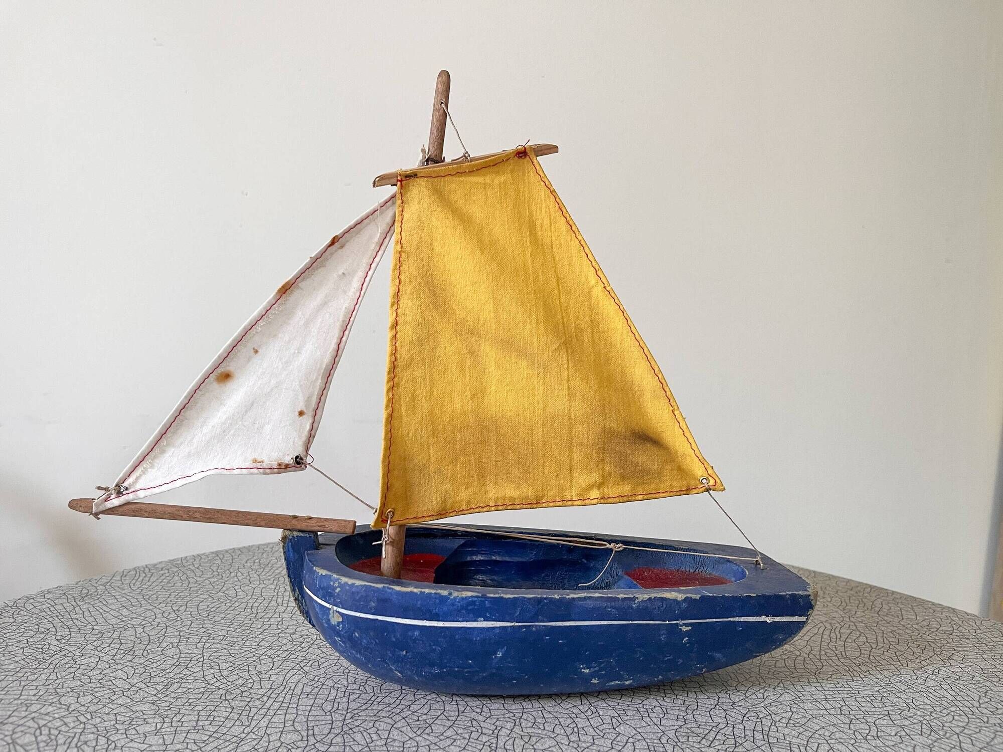 Basin sailing boat from the French brand Tirot, vintage toy.