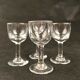Set de 4 verres à liqueur anciens fait main