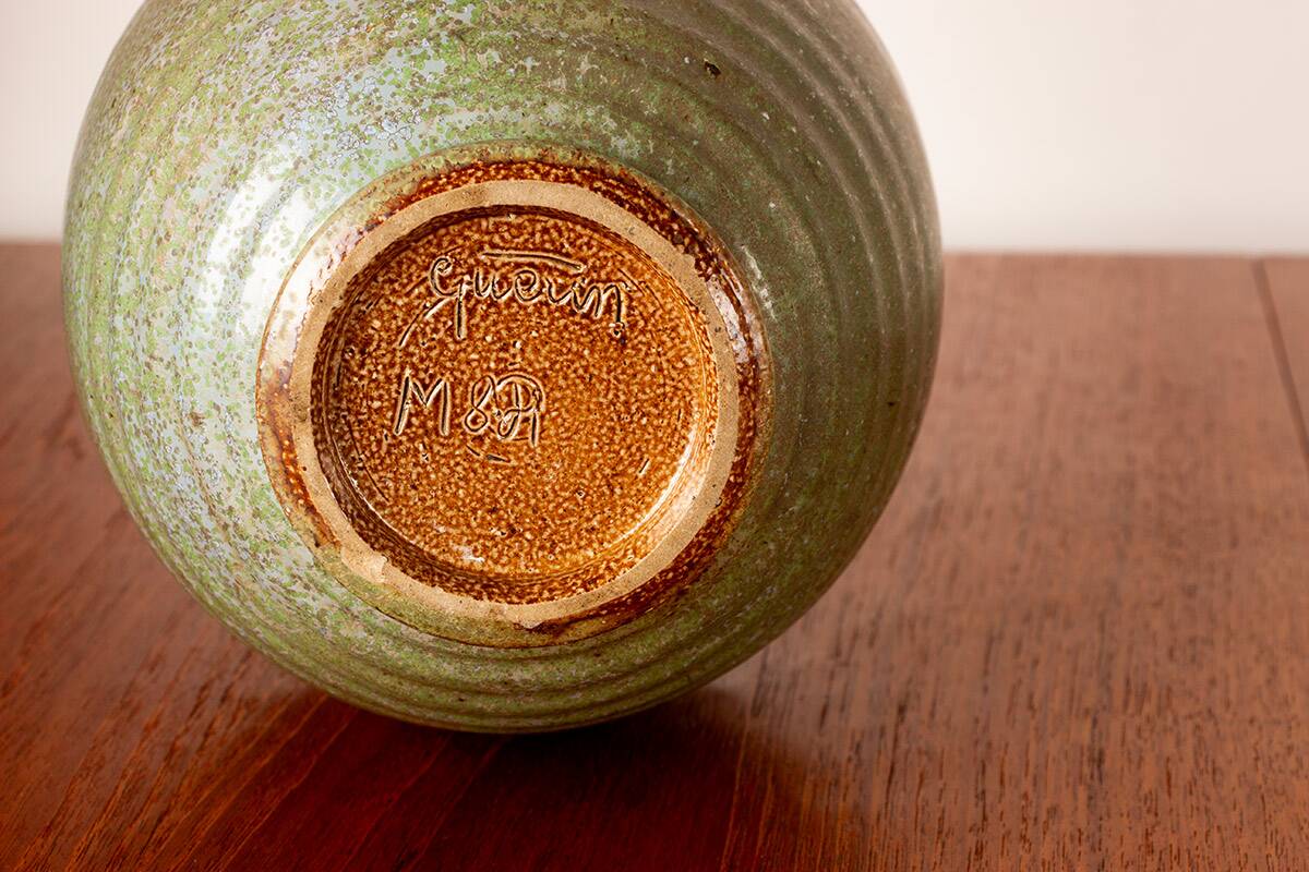 Art Deco vase, in green glazed stoneware, Roger Guérin 1930.