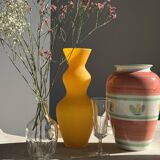 Large vintage pink vase with yellow and green stylized flower patterns H25