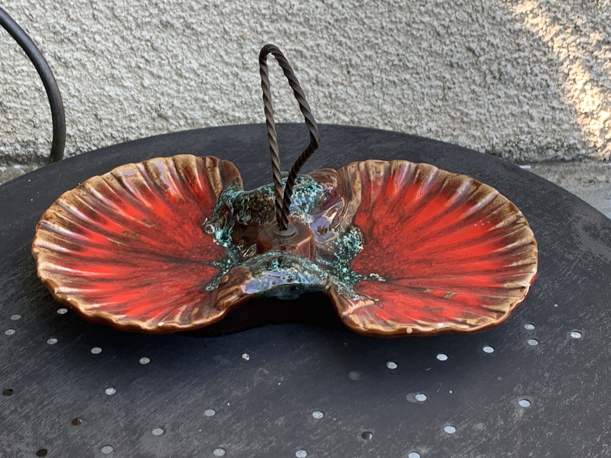 Servant in the shape of an enamelled ceramic shell and forged iron in vintage Vallauris style