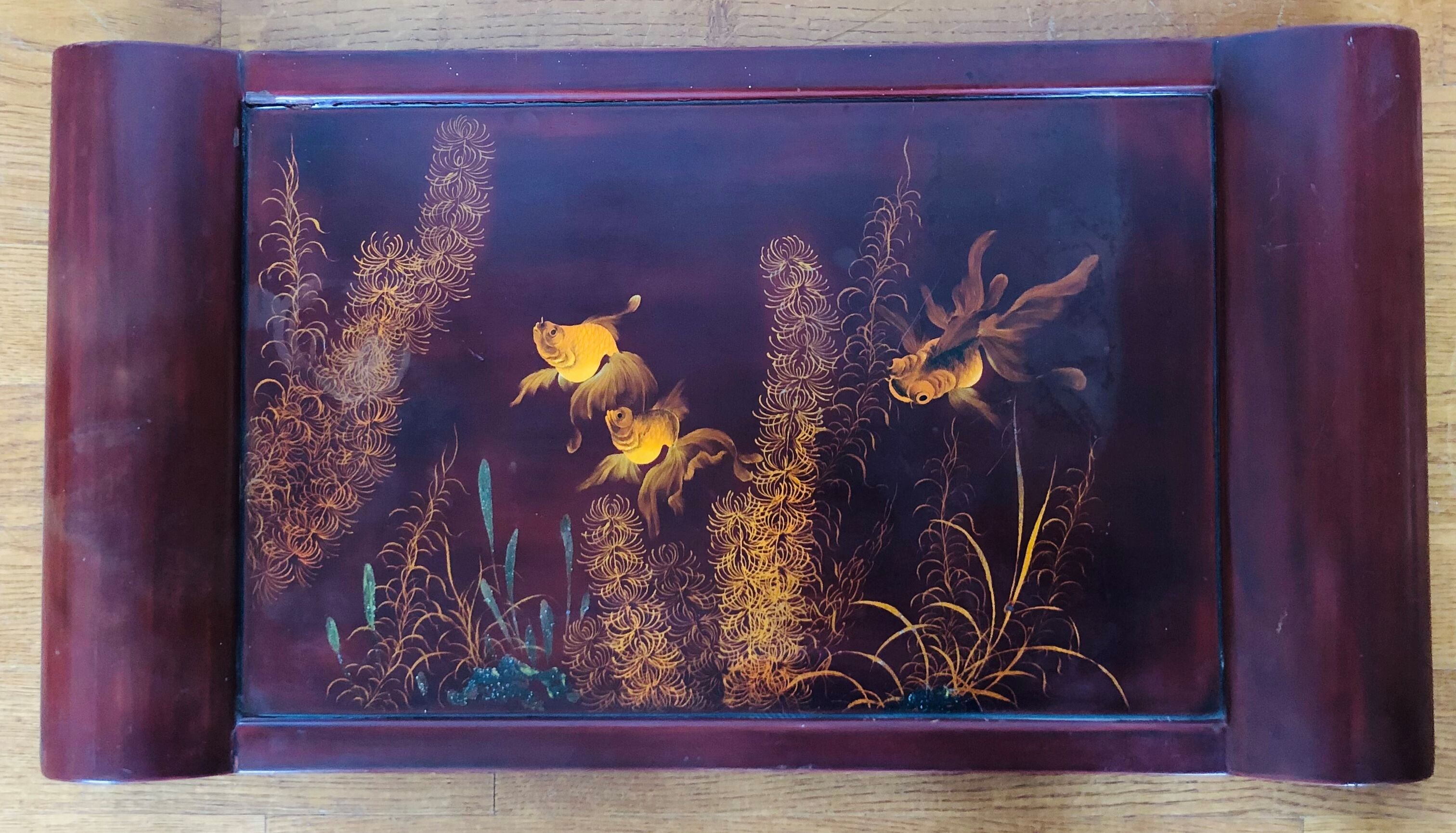 Large lacquered wooden top