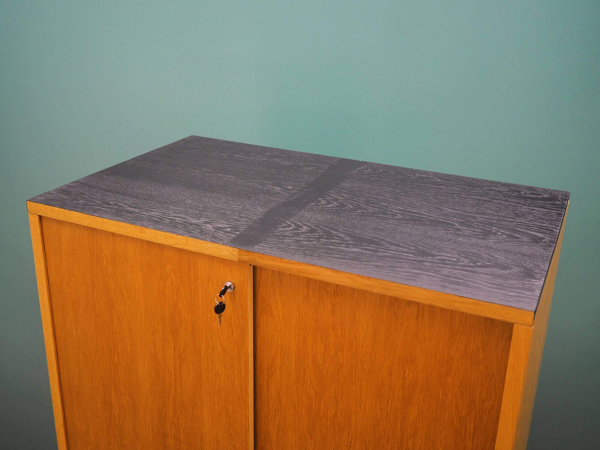 Armoire en frêne, design danois, années 60