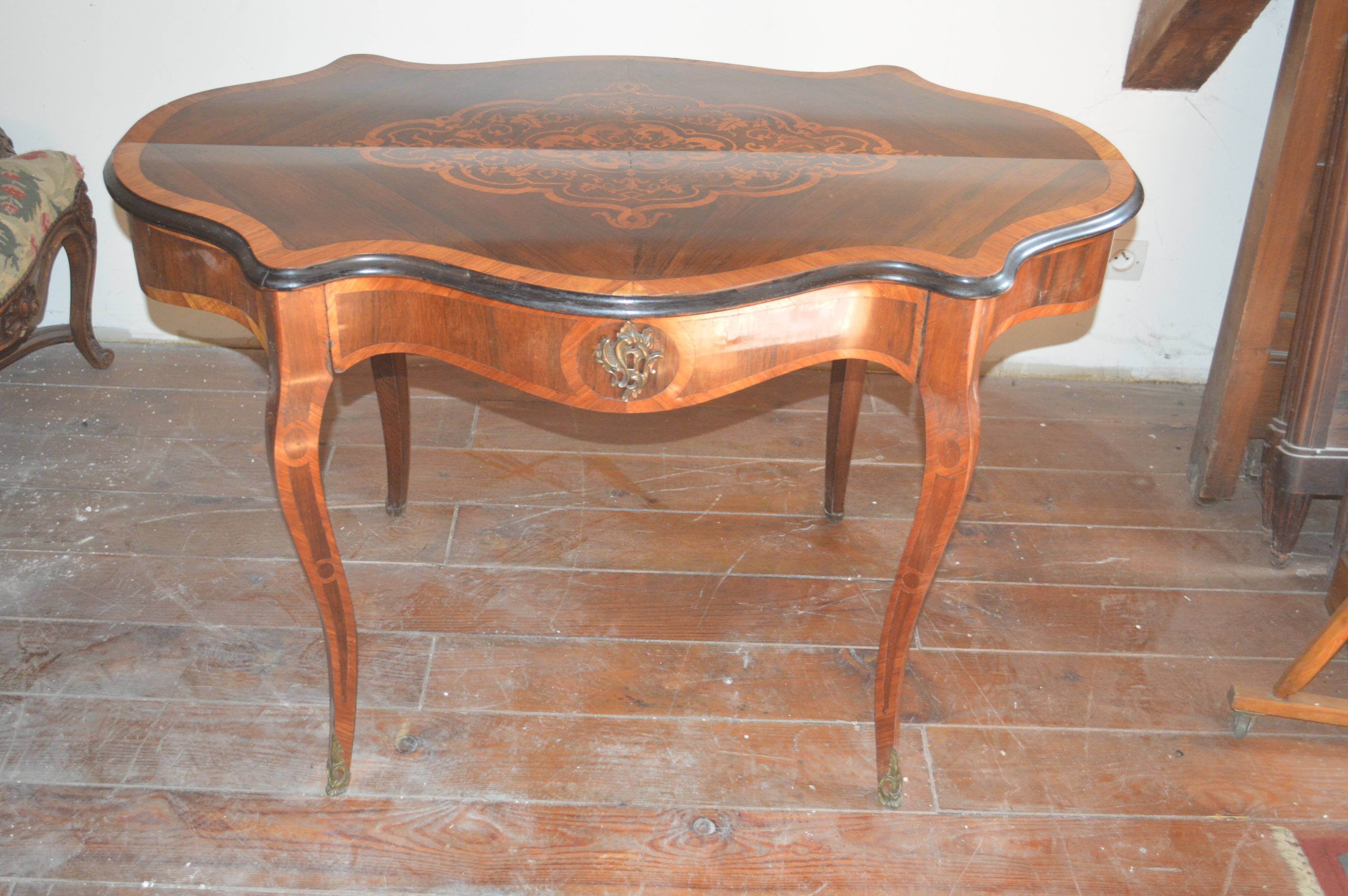 Napoleon lll style marquetry table