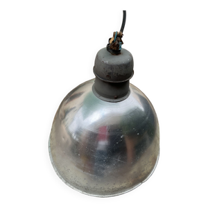 Suspension lampe industrielle