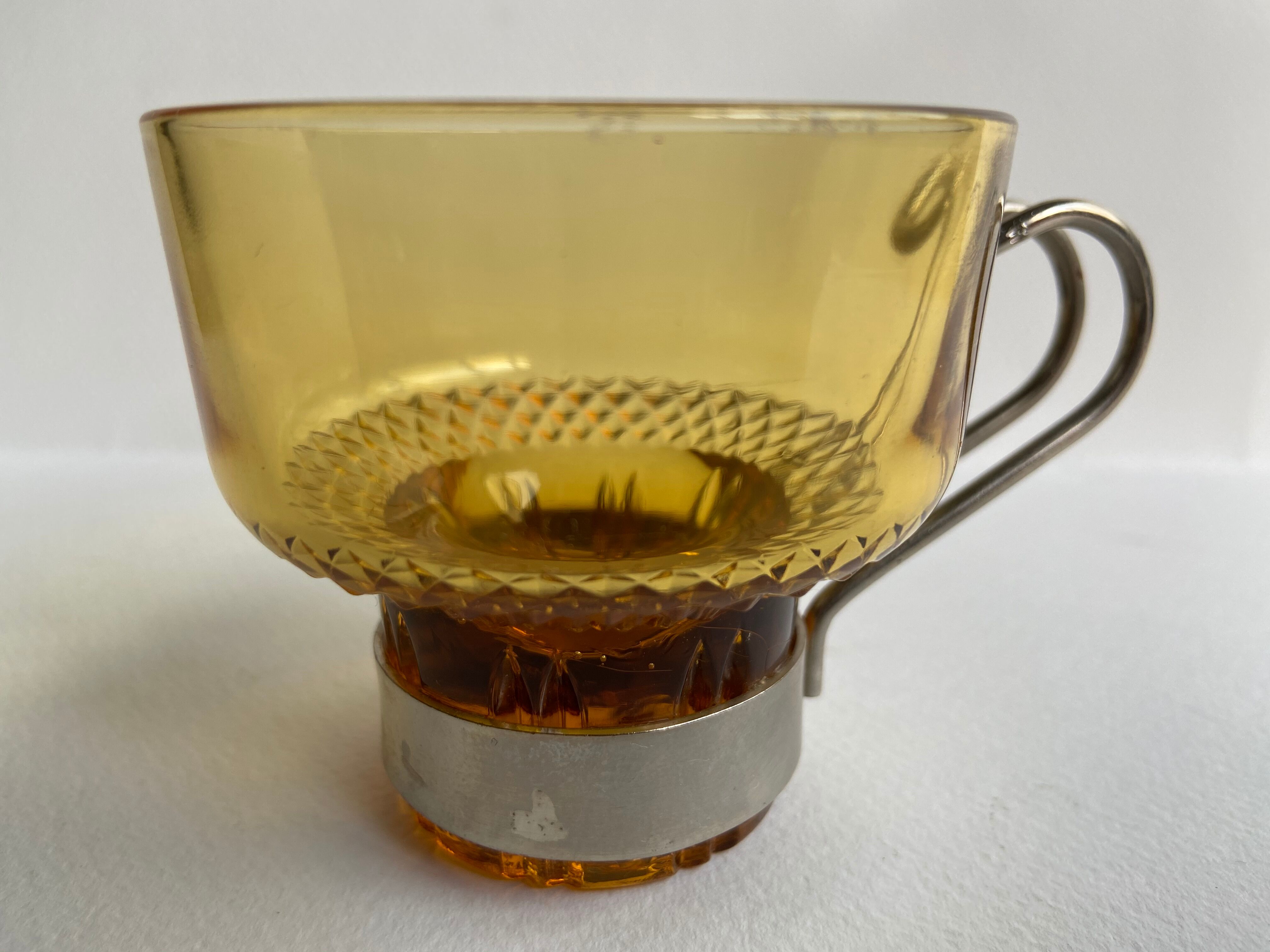 Ensemble de 6 tasses en verre ambré