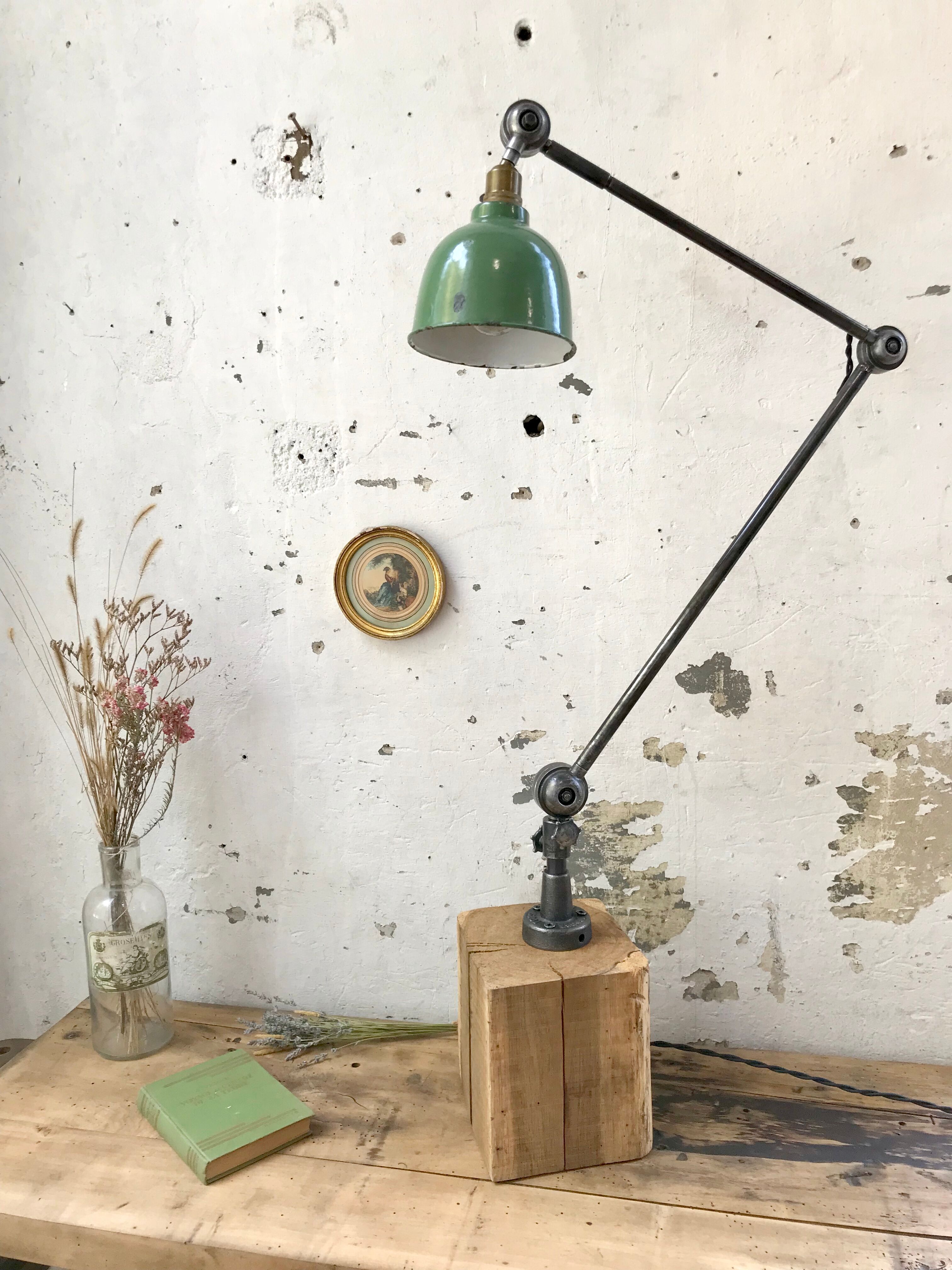 Industrial lamp all sense