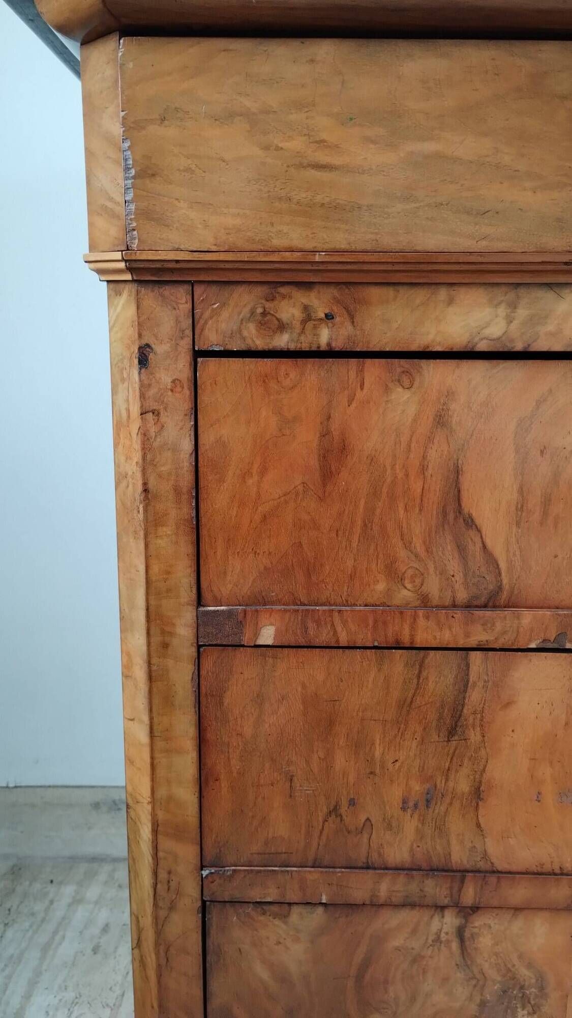 Louis Philippe style chest of drawers in marquetry wood