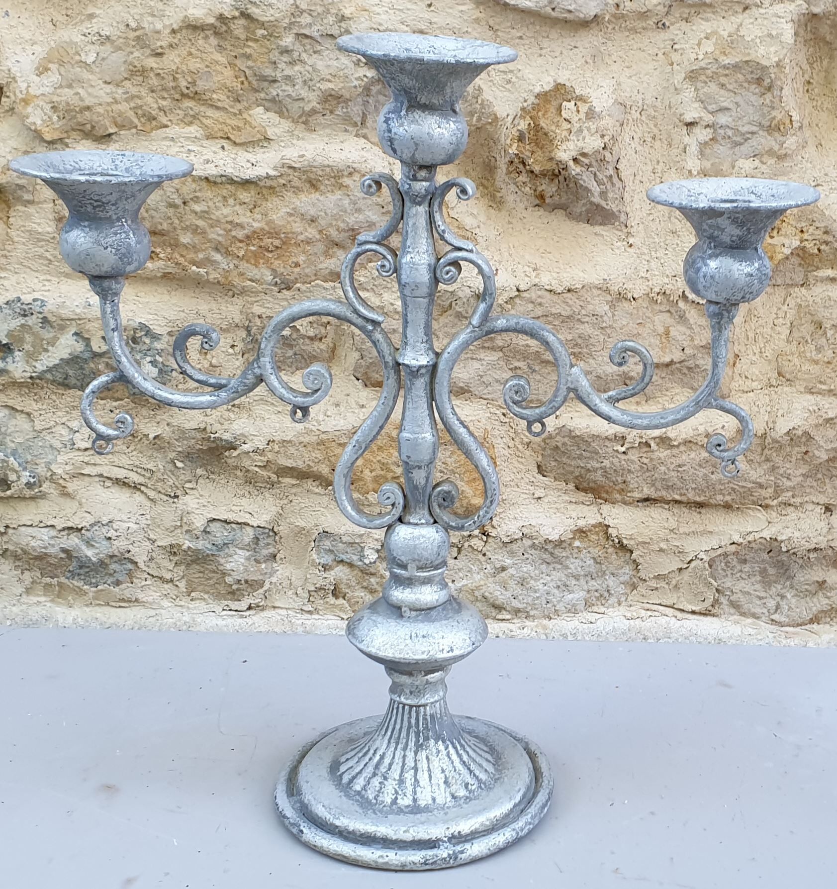 Vintage chandelier / candelabra in cast aluminum