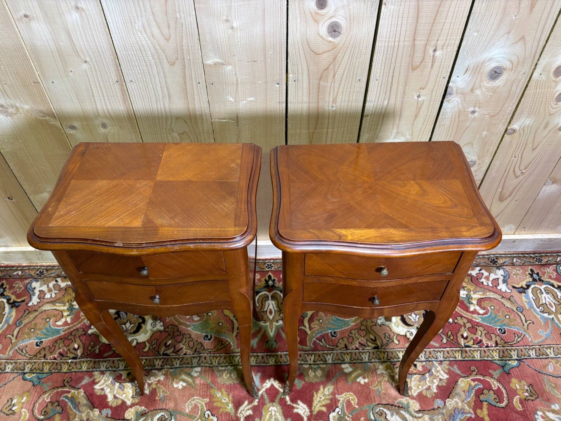 Paire de chevets de style Louis XV