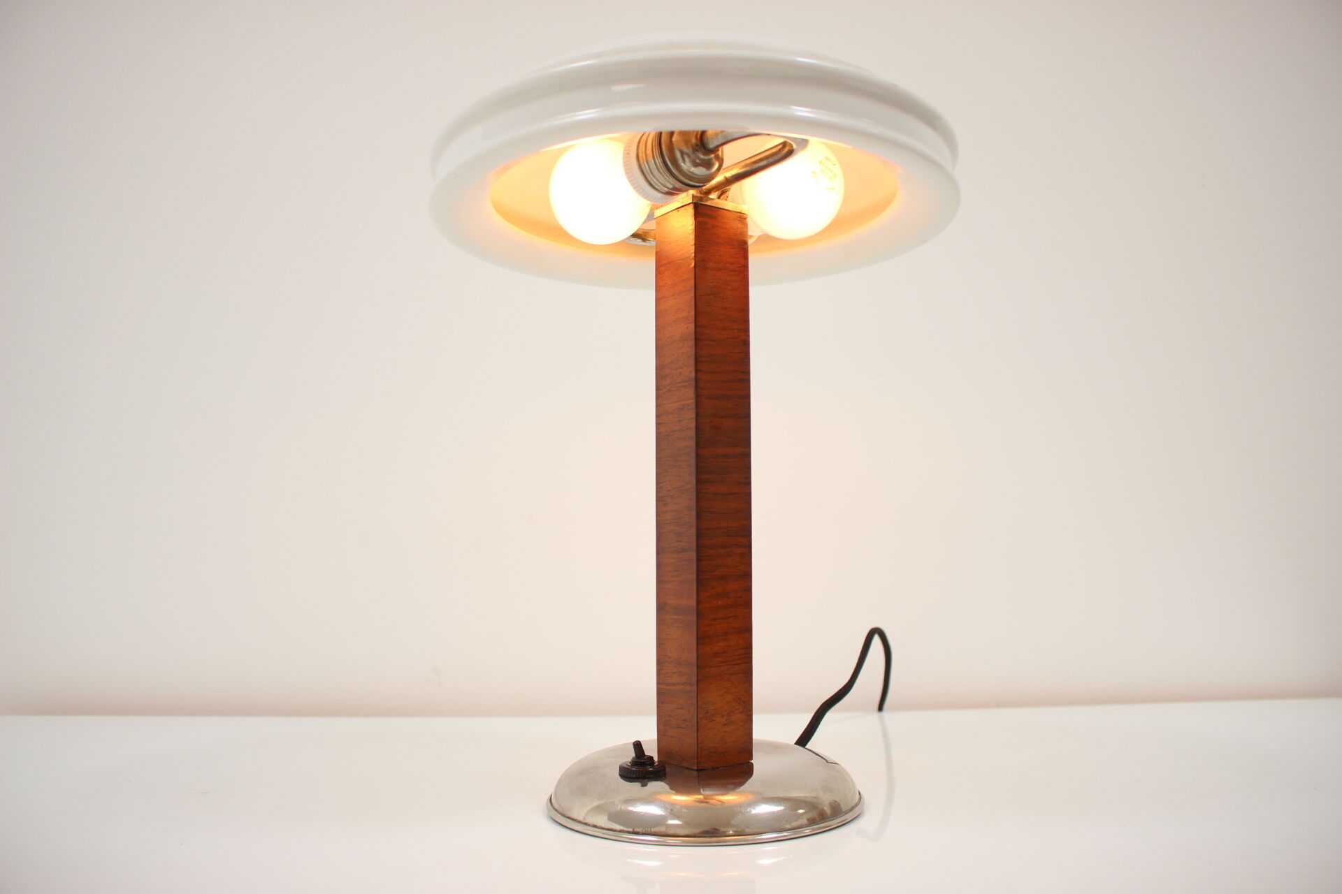 Art deco table lamp, 1930's.