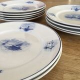 Series of 11 flat plates, Dutch earthenware, early XX