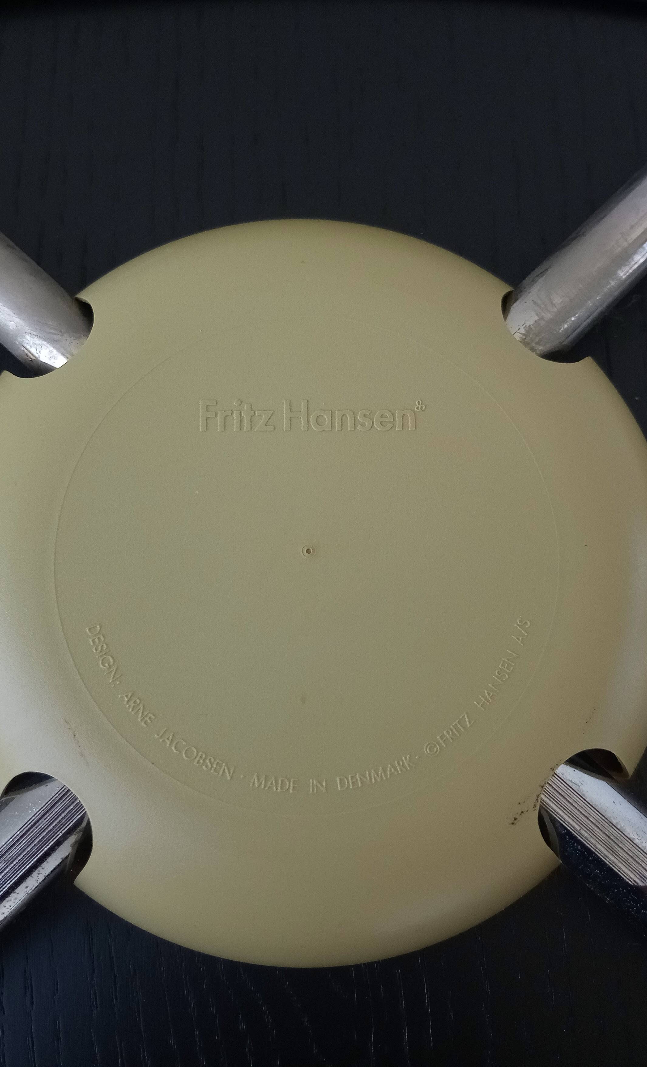 4x chairs by Arne Jacobsen for Fritz Hansen, model 3107 in leather