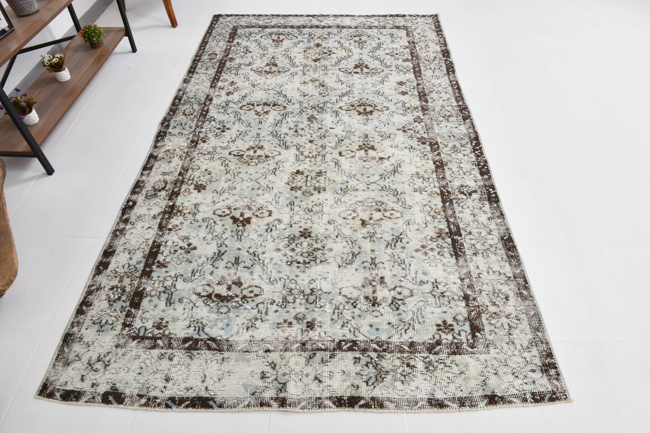 5x9 Classic Style Vintage Rug, 161x267Cm