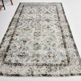 5x9 Classic Style Vintage Rug, 161x267Cm