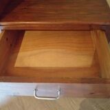 Asymmetrical cabinet