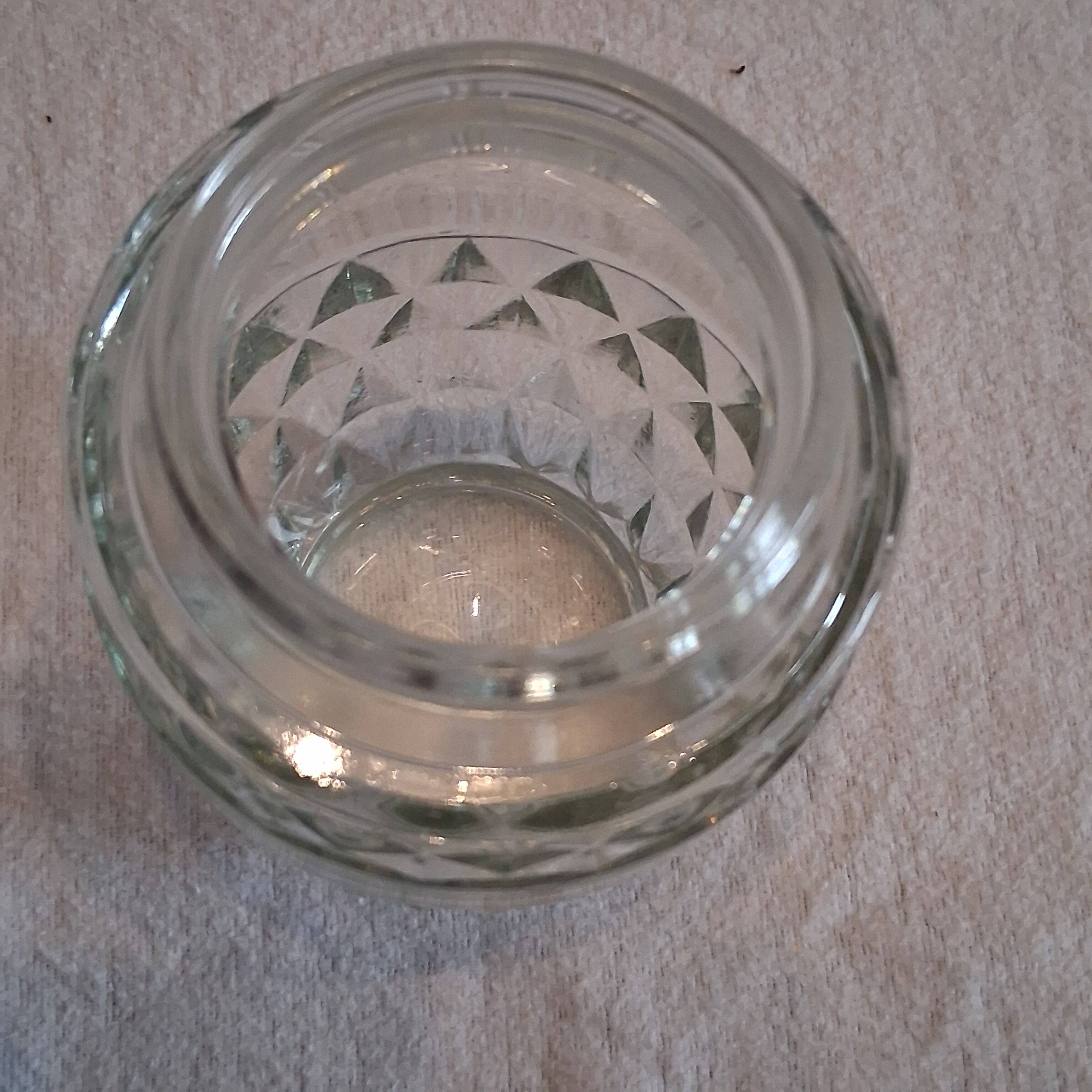 Joli sucrier en verre épais transparent en très bon état