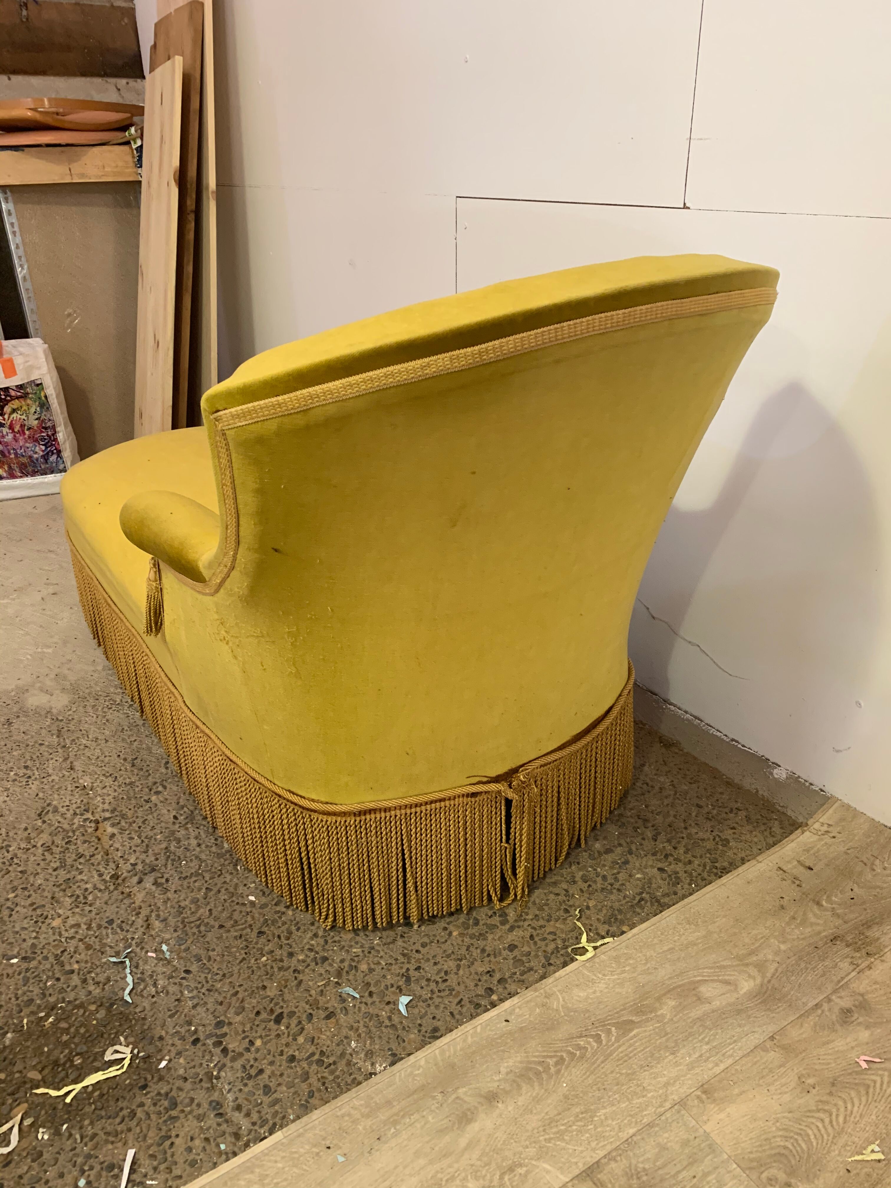 Yellow velvet meridian bench
