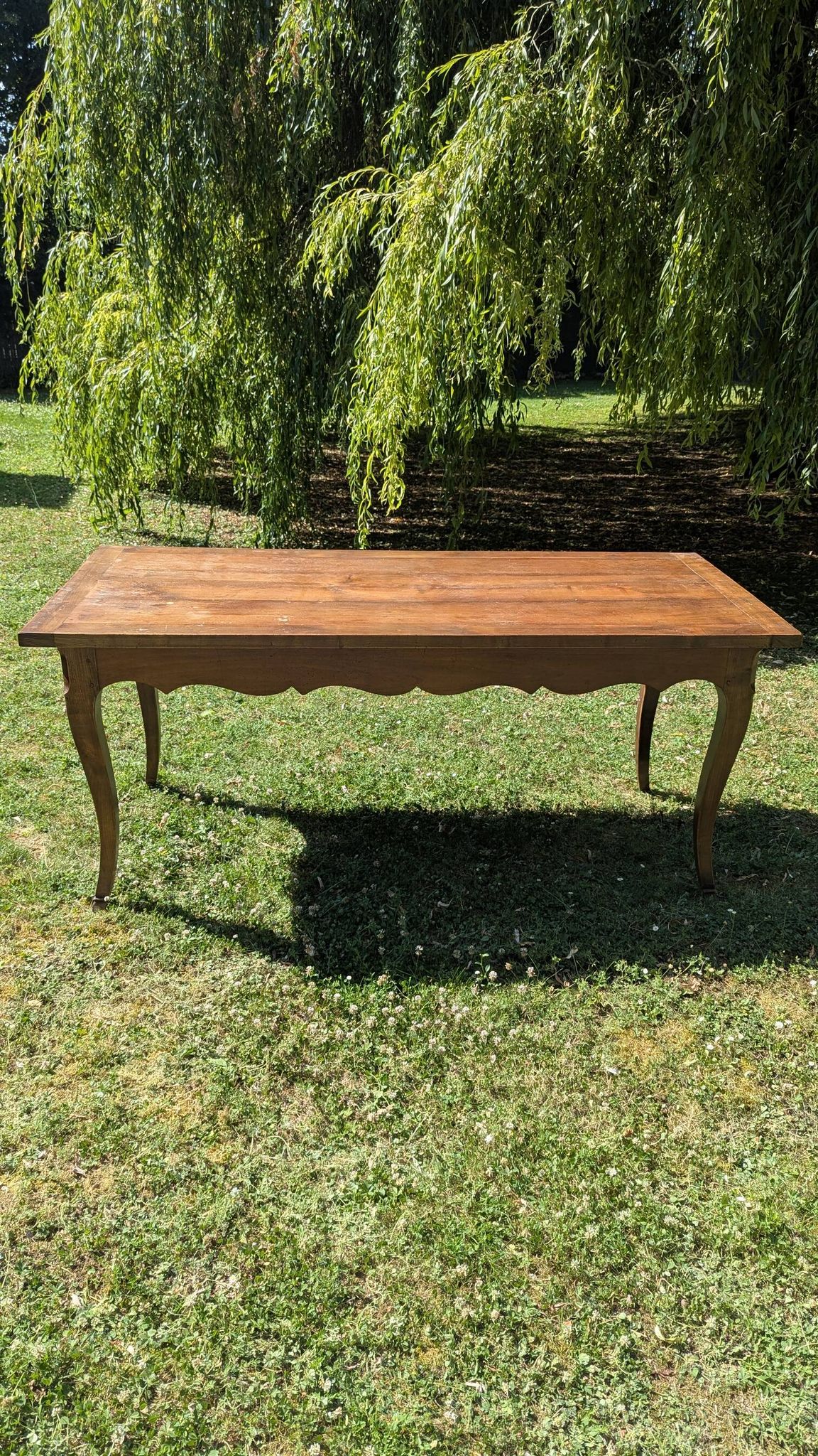 Louis XV style farmhouse table in solid wood - 175 cm