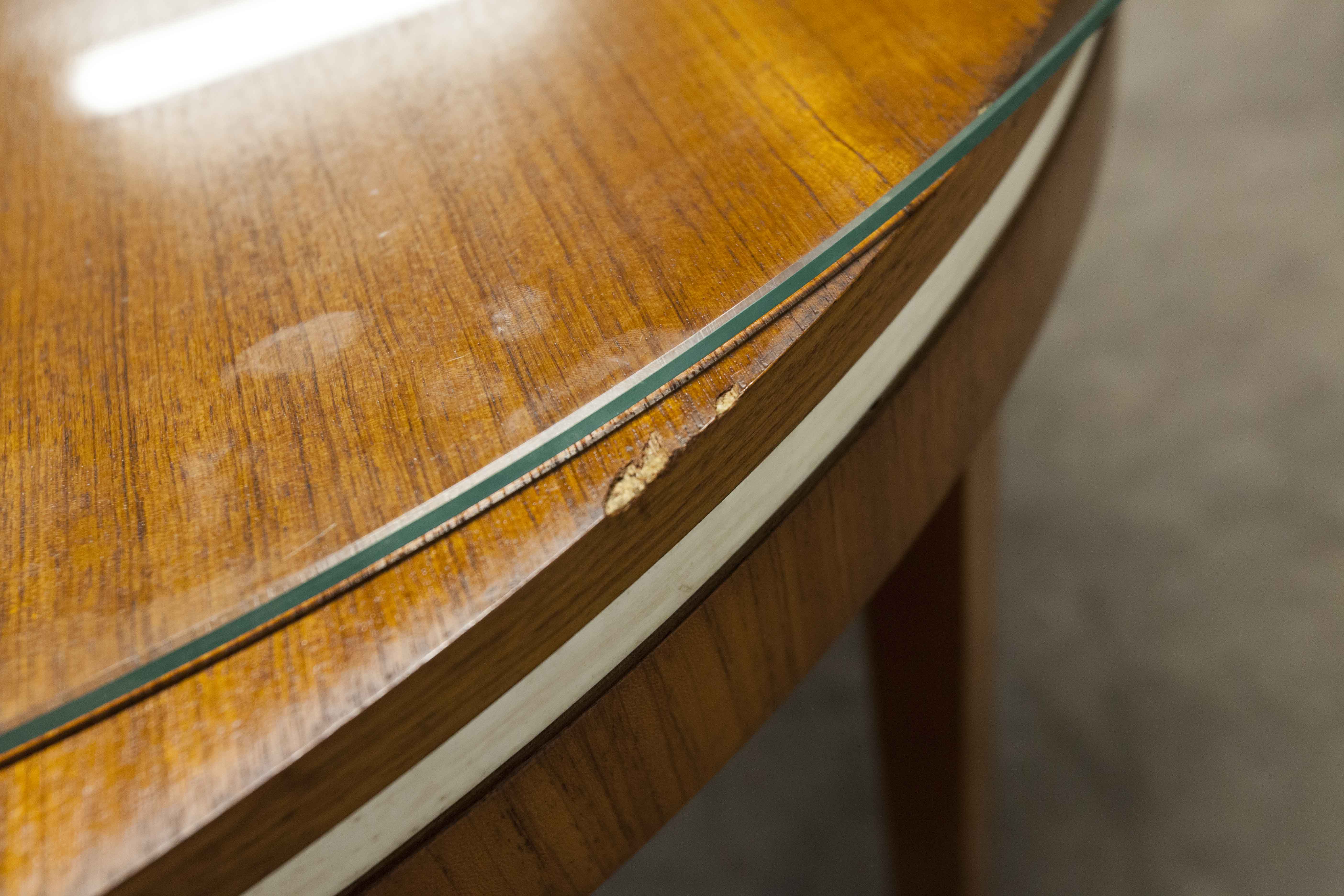 Round table teak 1960